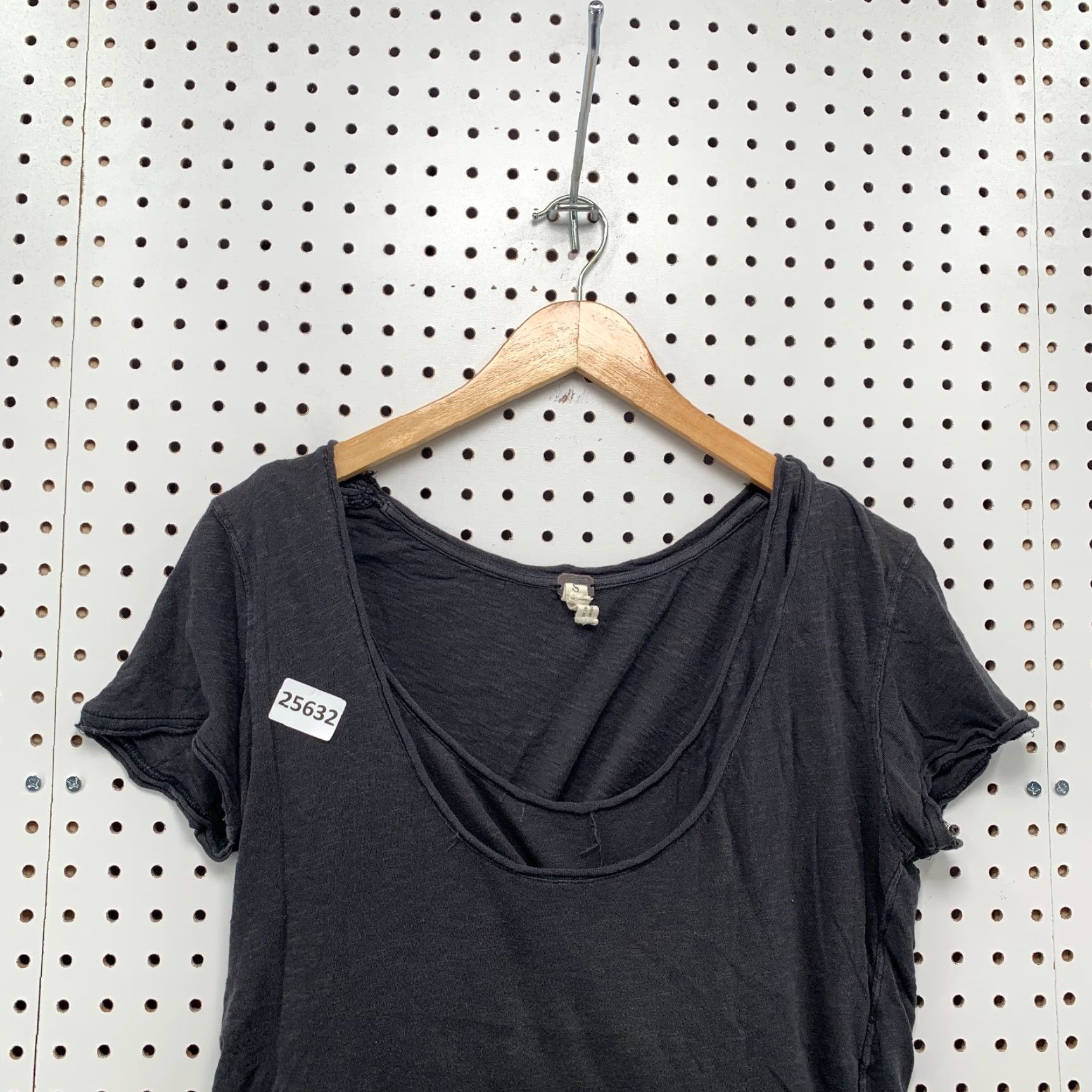 Vintage We The Free Ruffle Top Black Womens Small Fits 16x24 Double Layer Shirt Womens Small Black Ruffle Top 16x24 Size S / US 4 / IT 40 - 2 Thumbnail