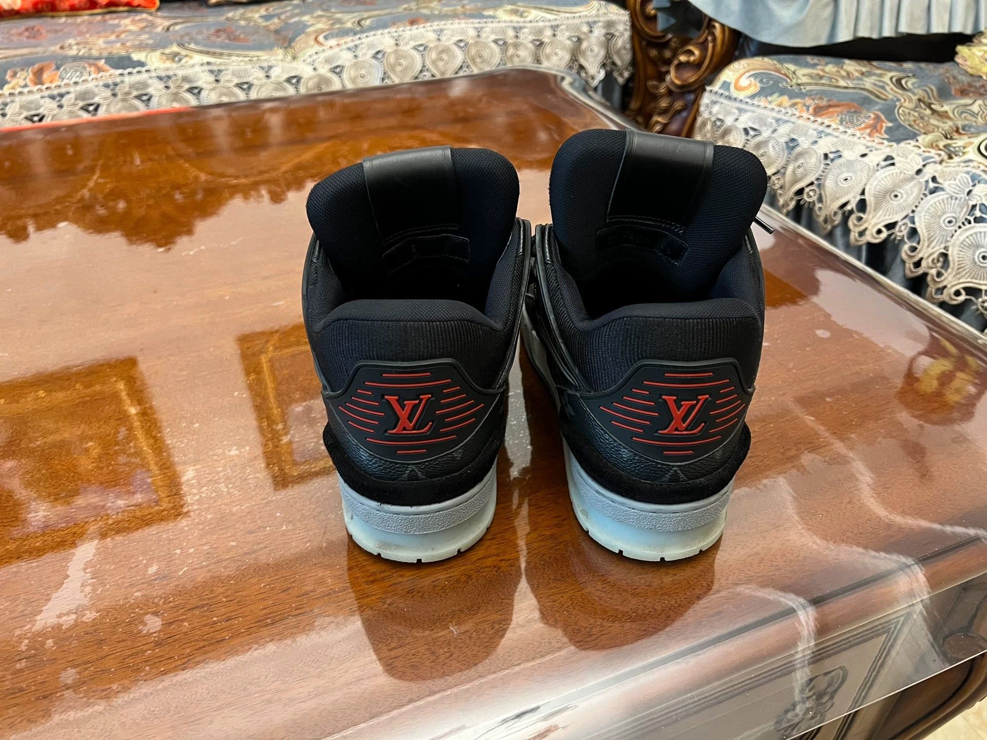 Louis Vuitton LV Monogram Red Big Logo Mid-High Top Sneaker UK6.5 Size US 7.5 / EU 40-41 - 3 Thumbnail