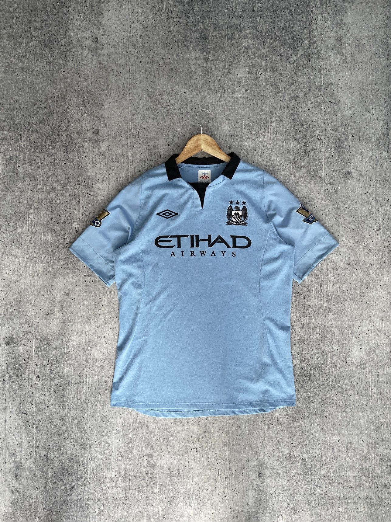 Umbro Umbro De Jong Manchester City 2012/2013 Authentic Jersey Size US M / EU 48-50 / 2 - 8 Thumbnail