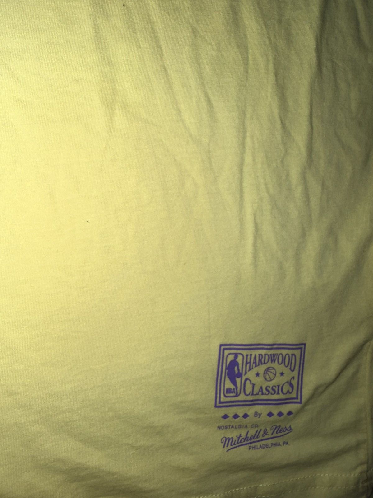 Mitchell & Ness LA Lakers Mitchell & Ness NBA t-shirt yellow mens XS Size US XS / EU 42 / 0 - 4 Thumbnail
