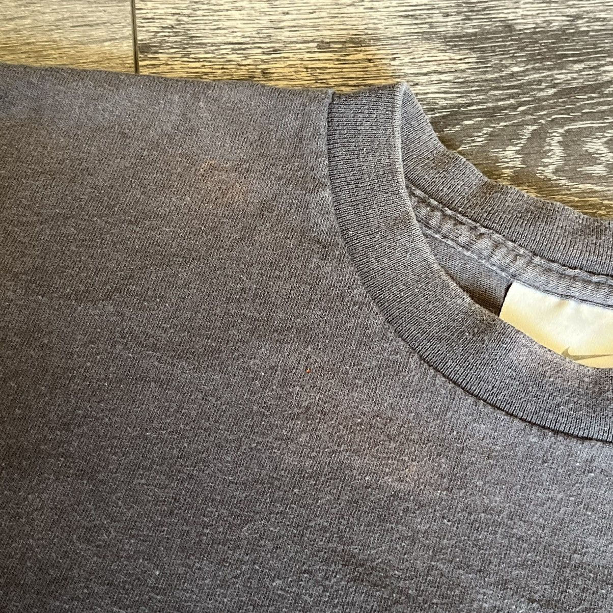 Nike Vintage 2000s Nike 3D Swoosh Logo Longsleeve T Shirt Washed Size US L / EU 52-54 / 3 - 9 Thumbnail