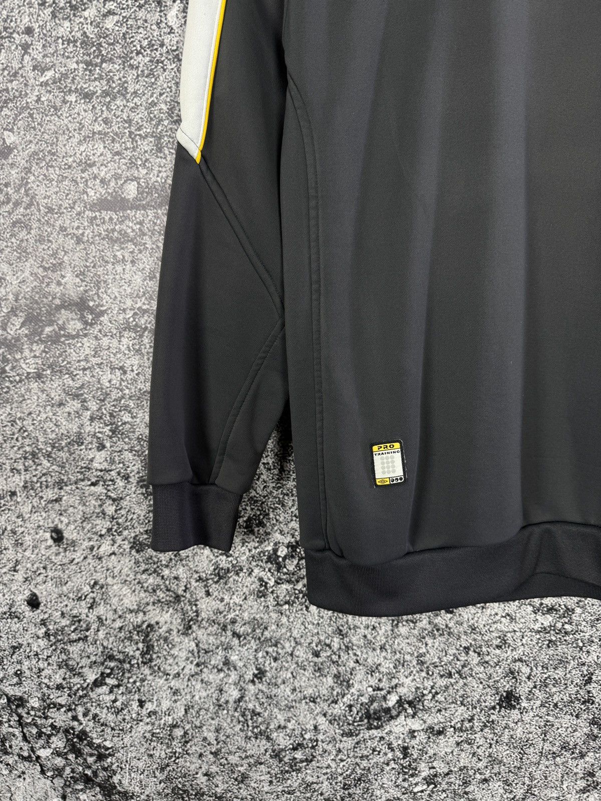 Umbro Men’s Umbro Pro Training Sweatshirt Official Product Vintage Size US M / EU 48-50 / 2 - 4 Thumbnail