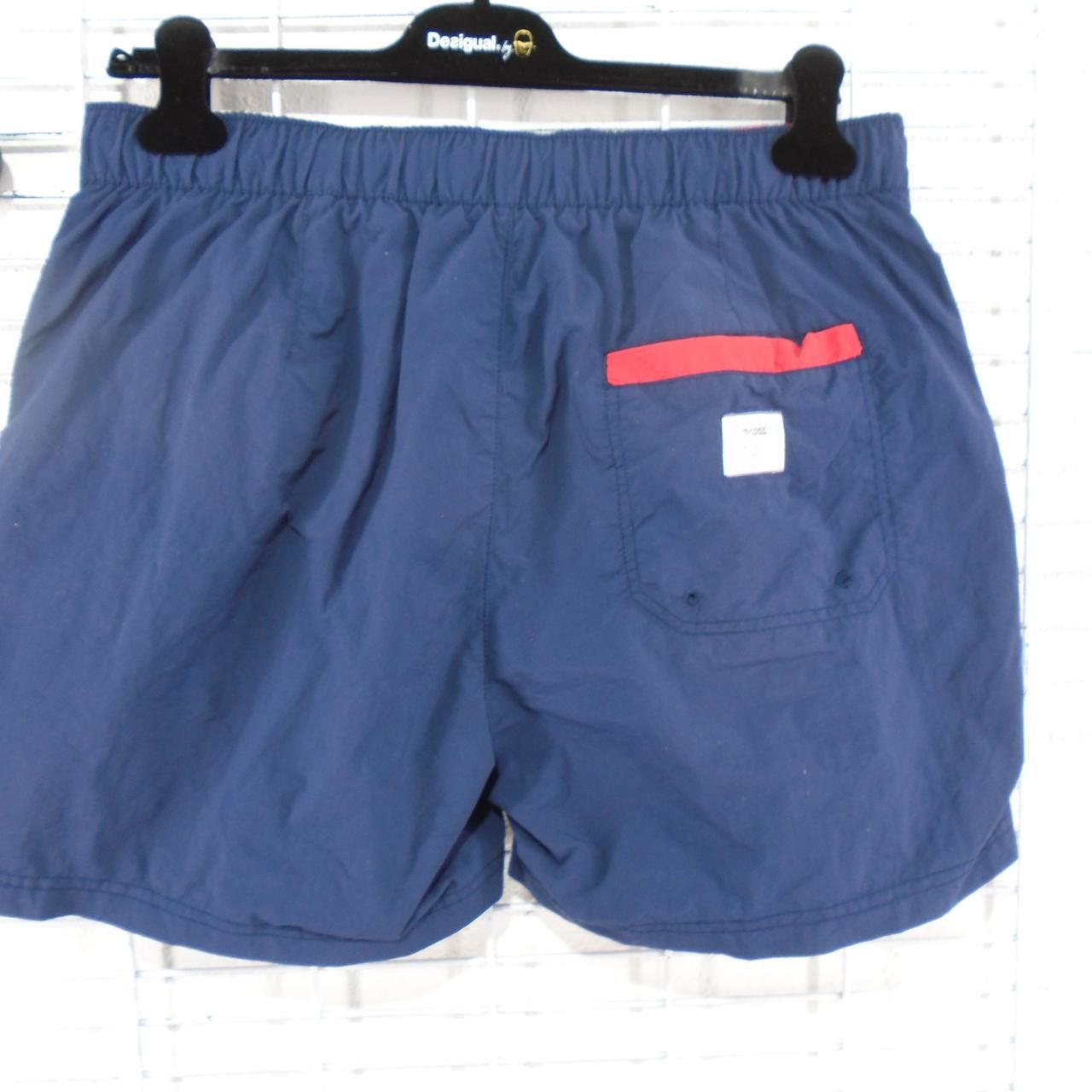 Tommy Hilfiger Men's Shorts Tommy Hilfiger Size US 34 / EU 50 - 5 Thumbnail