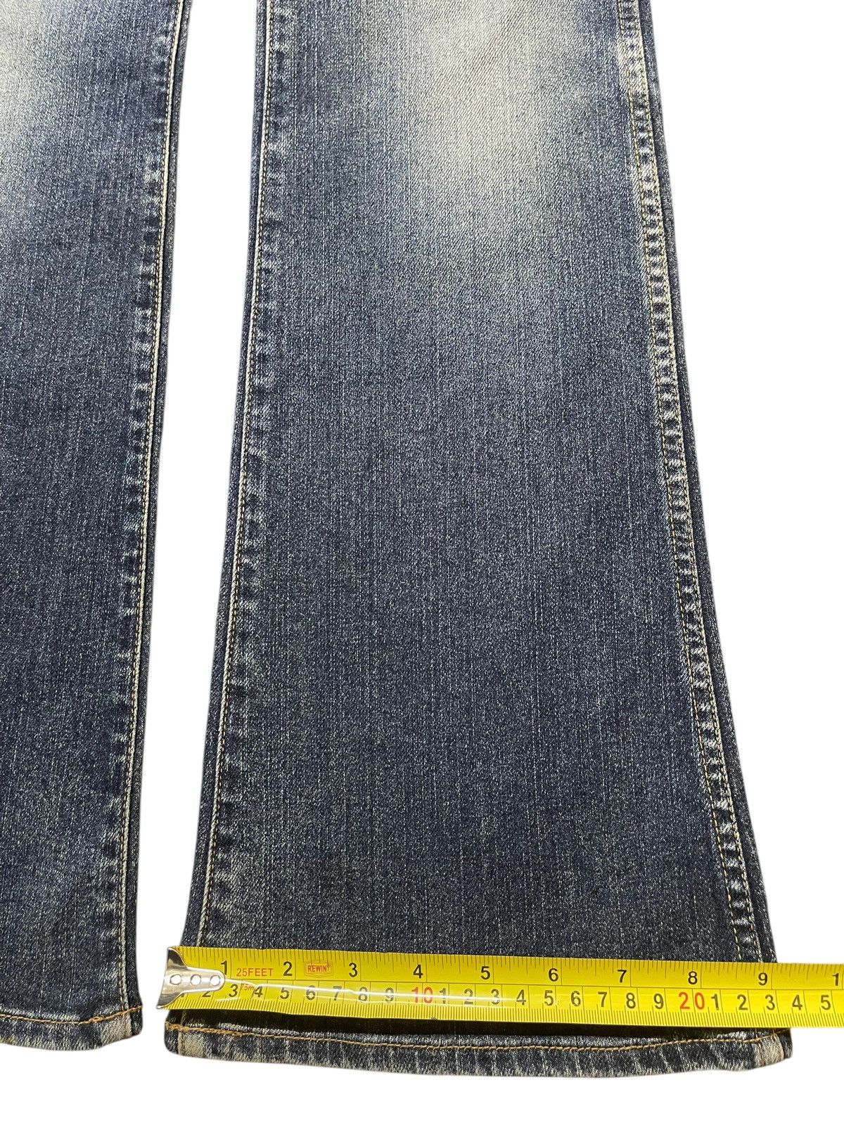 Hysteric Glamour Vintage Japanese Brand Blue Wash Faded Style Flare Jeans Size US 30 / EU 46 - 16 Thumbnail