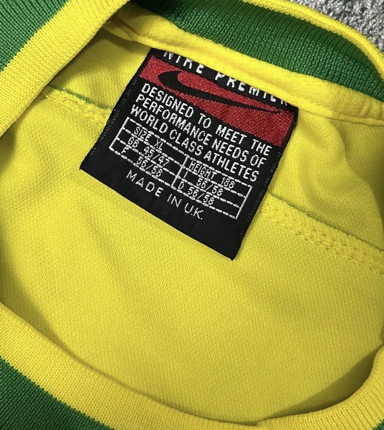 Nike 90s Nike Soccer Jersey Brazil Vintage Size US XL / EU 56 / 4 - 2 Thumbnail