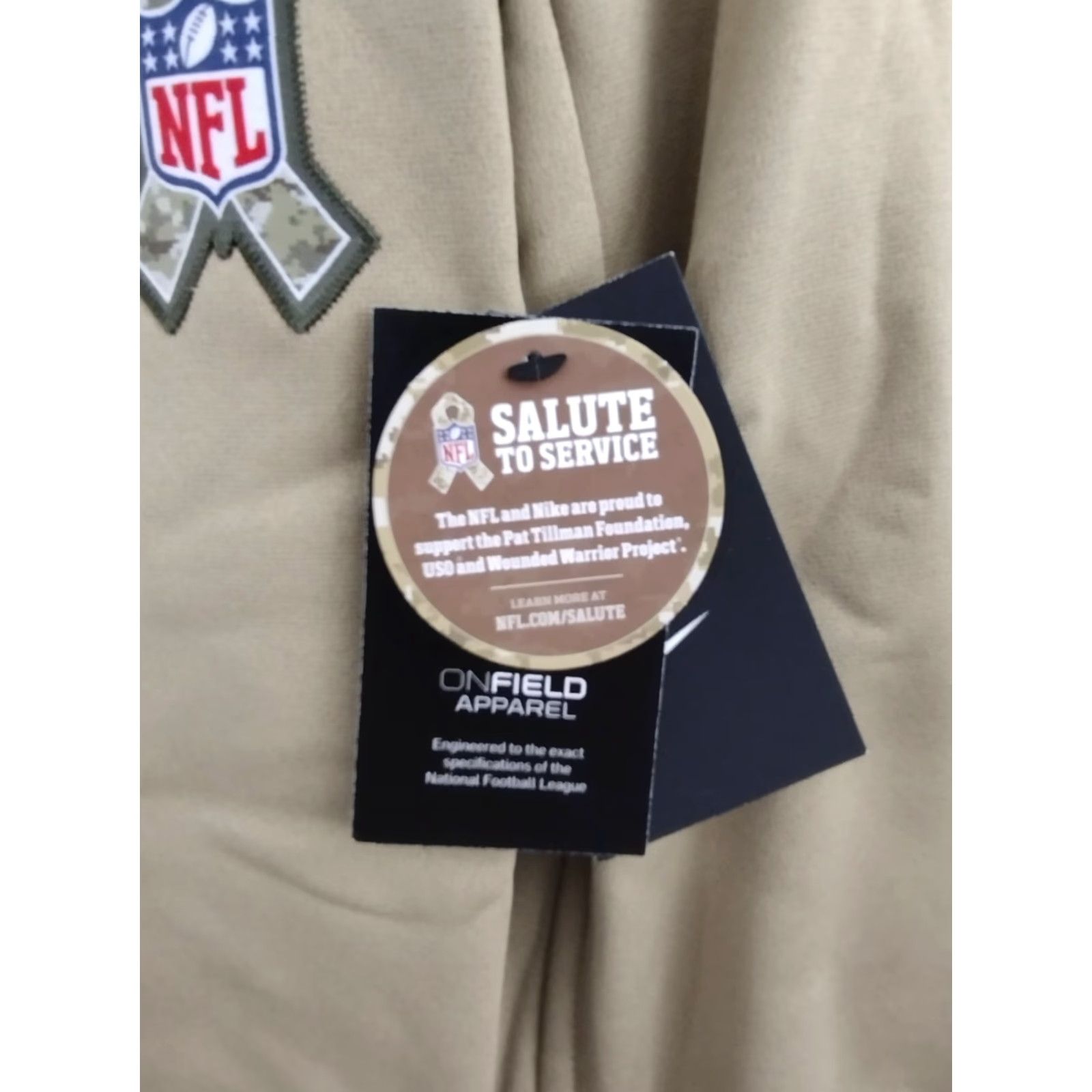 Nike VINTAGE? New England Patriots Nike 2019 Salute To Service Therma Pullover Hoodie Sz S Size US S / EU 44-46 / 1 - 7 Thumbnail