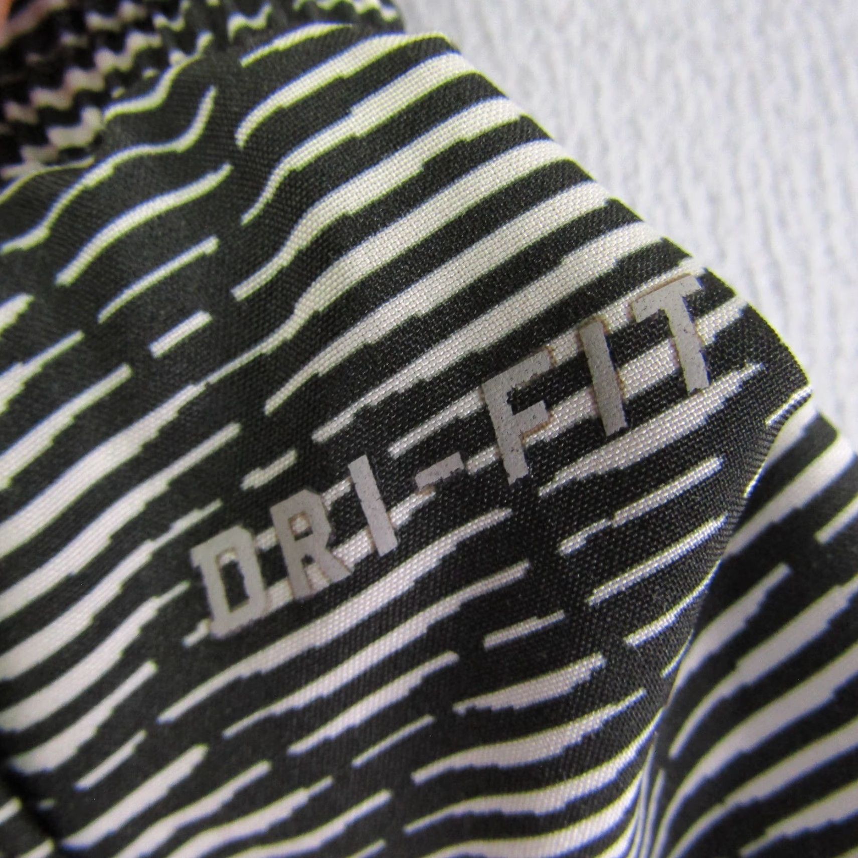 Nike Nike Shorts Womens XS Black Modern Tempo Dri Fit Print Lined Running Gym Short Women's XS Black Modern Tempo Nike Size 26" / US 2 / IT 38 - 5 Thumbnail