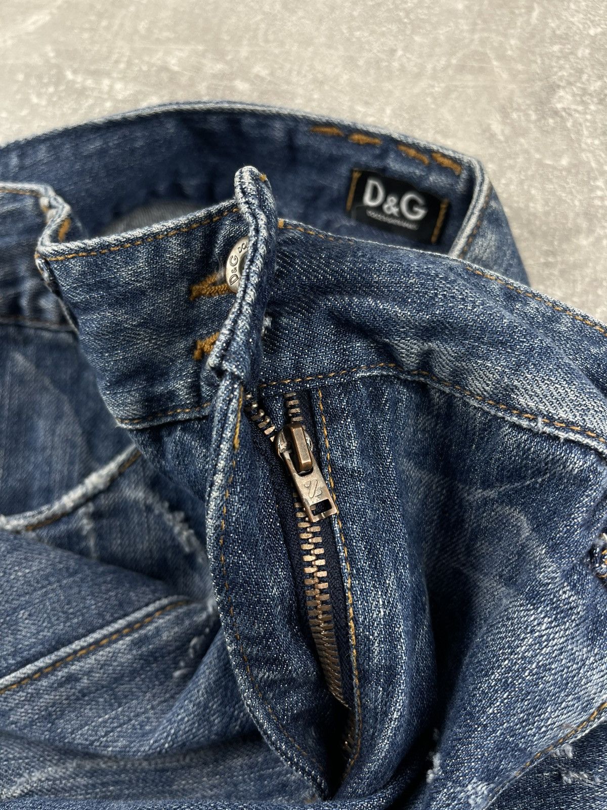 Dolce & Gabbana Dolce & Gabbana Distressed Flared Jeans Y2K Designer Denim Size 32" / US 10 / IT 46 - 11 Thumbnail