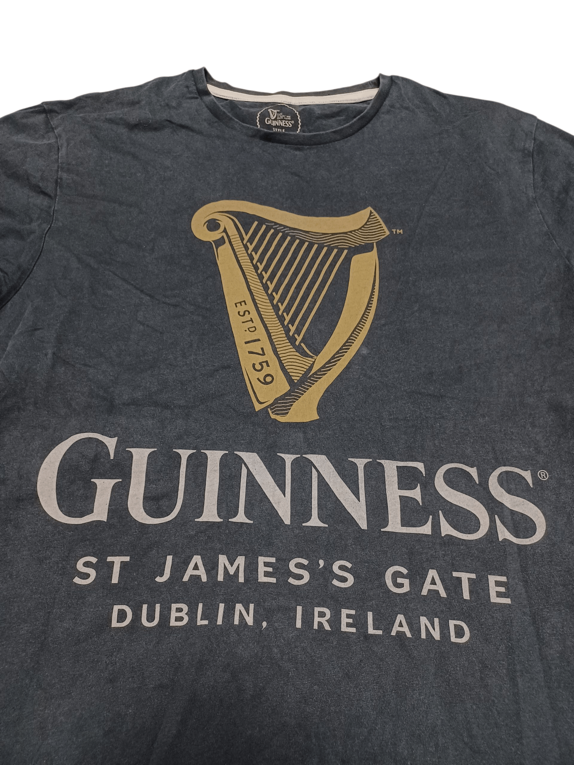 Other GUINNESS DUBLIN IRELAND VINTAGE BIGLOGO MERCH TEE Size US L / EU 52-54 / 3 - 2 Thumbnail