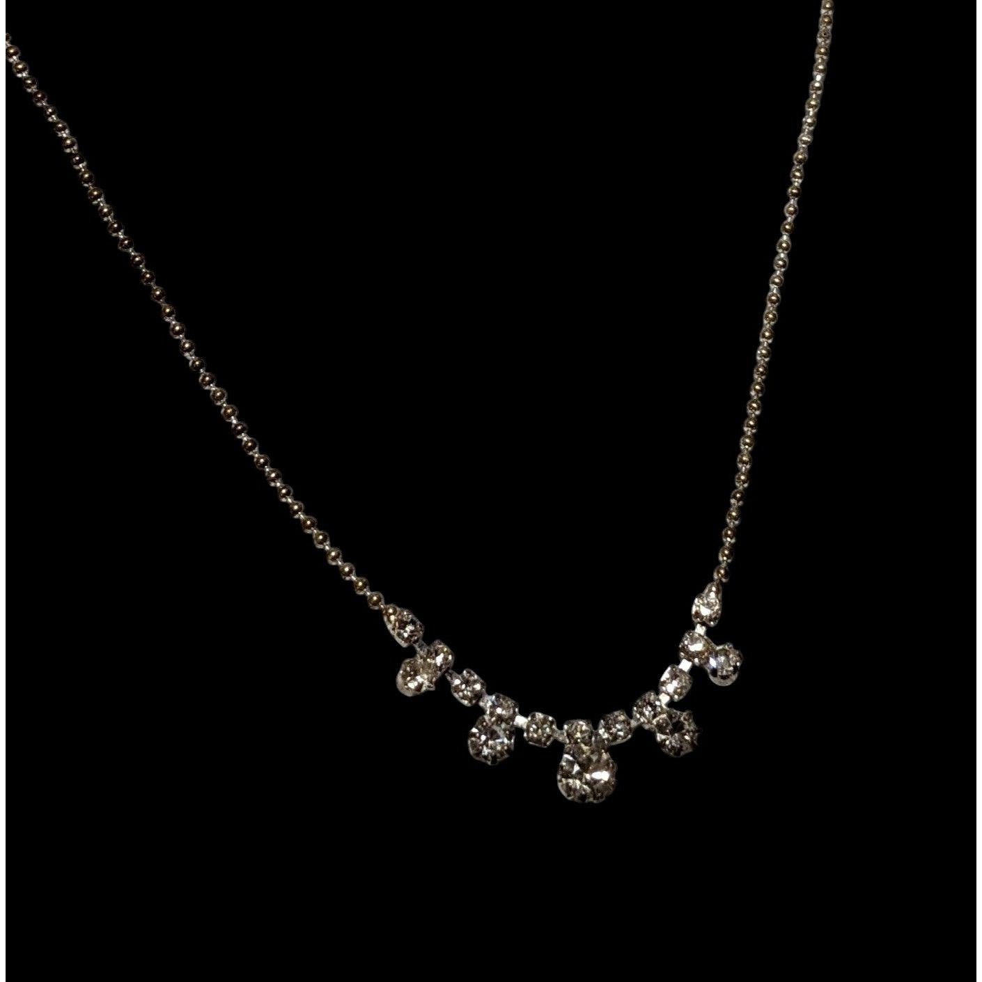 Other Minimalist Glam Silver Rhinestone Necklace Size ONE SIZE - 3 Thumbnail