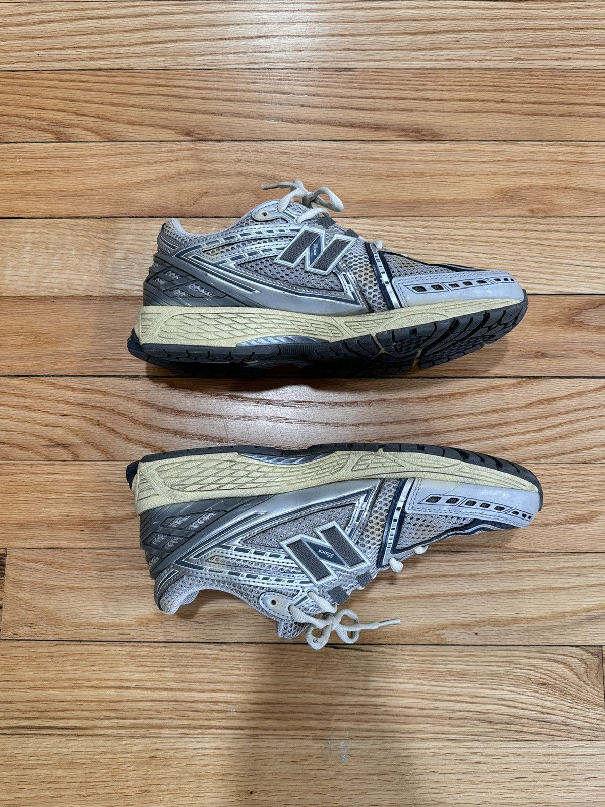 New Balance × thisisneverthat New balance thisisneverthat 1906R Size US 9 / EU 42 - 4 Thumbnail