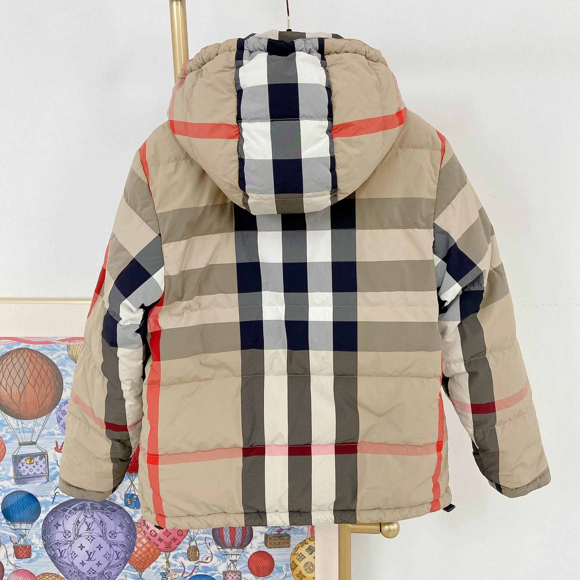 Burberry Burberry Horseferry Check 2-sided down jacket M Size US M / EU 48-50 / 2 - 2 Thumbnail
