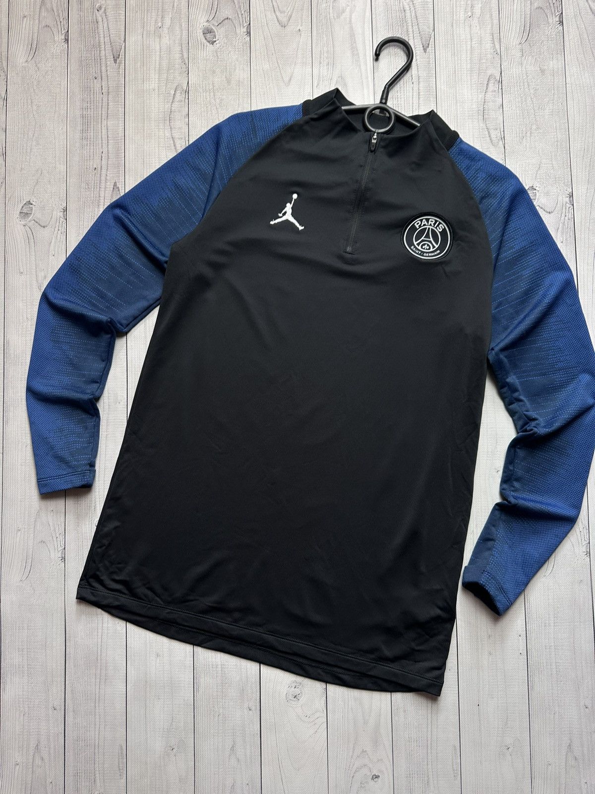 Jordan Brand Jordan PSG soccer sweatshirt logo size M rare Size US M / EU 48-50 / 2 - 2 Thumbnail