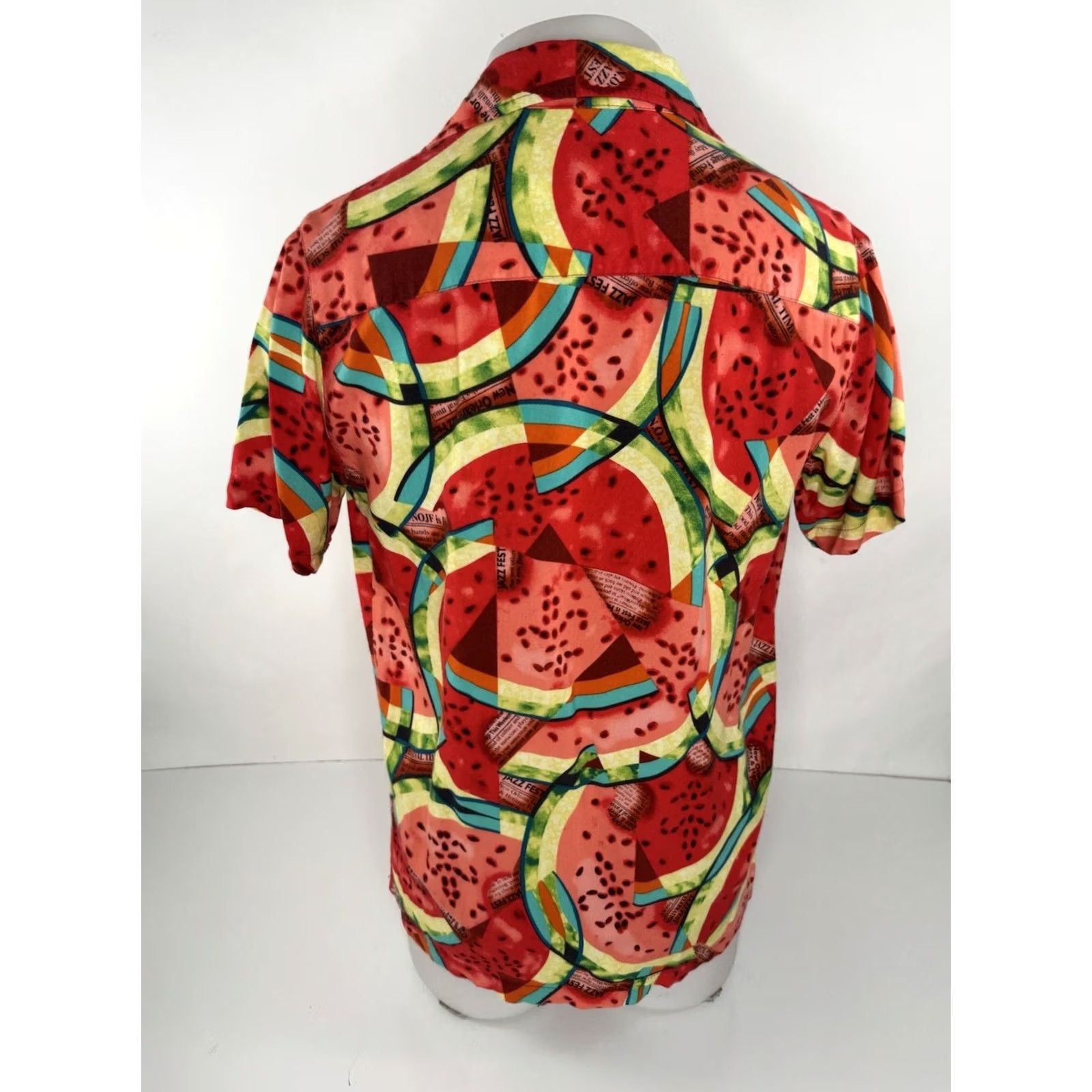 Vintage Bayou Wear NEW ORLEANS JAZZ FESTIVAL Watermelon Shirt Red S Mens Short Sleeve Button-Up Nola Shirt J15 Size US S / EU 44-46 / 1 - 4 Thumbnail