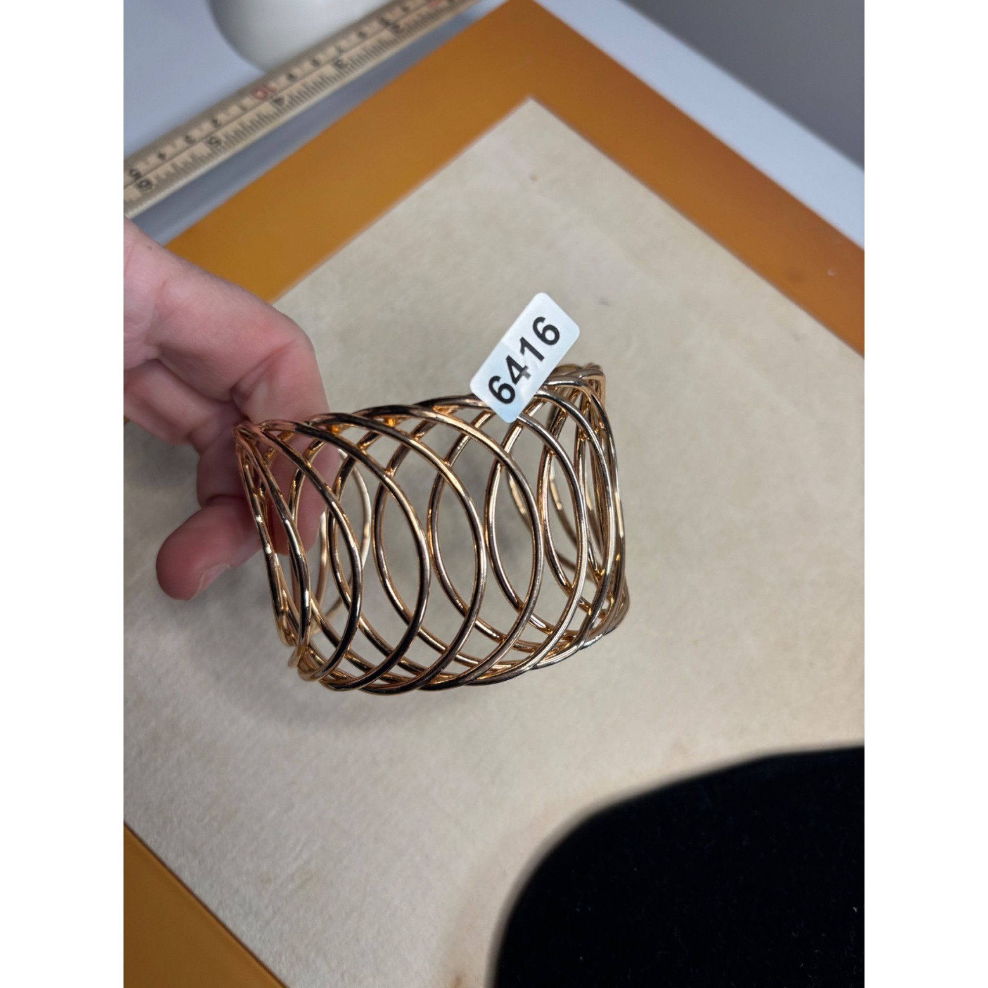 Other Vintage Gold-Toned Openwork Cuff Bracelet With Twisted Wire Size ONE SIZE - 2 Thumbnail