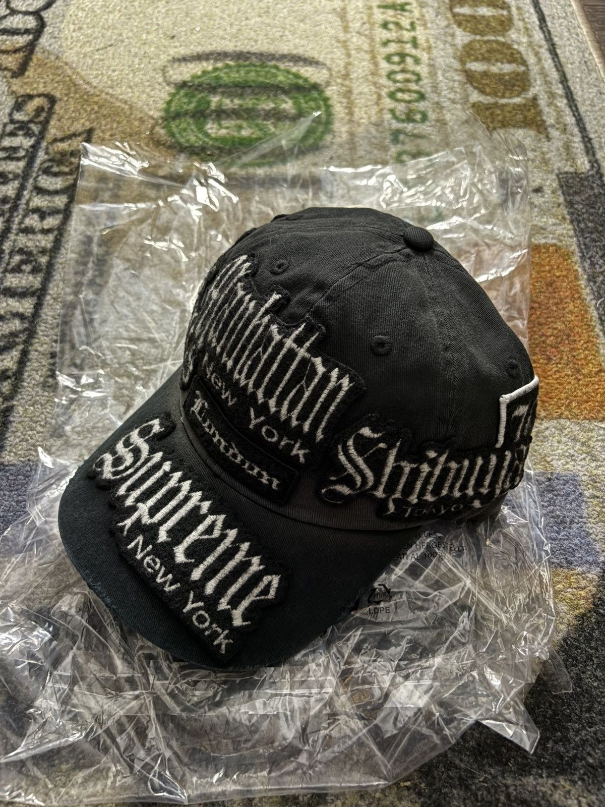 Supreme Supreme City Patches 6-Panel Hat Black Size ONE SIZE - 1 Thumbnail