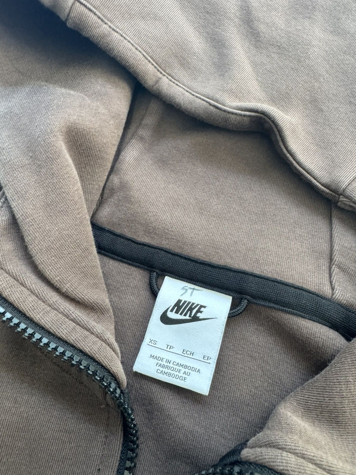 Nike Rare Chocolate Brown Nike Tech Fleece Zip Up Hoodie Size US XS / EU 42 / 0 - 5 Thumbnail