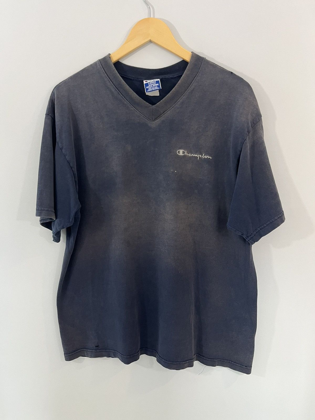 Vintage Sun Faded Champion Blank Basic V Neck Tee Size US L / EU 52-54 / 3 - 1 Thumbnail