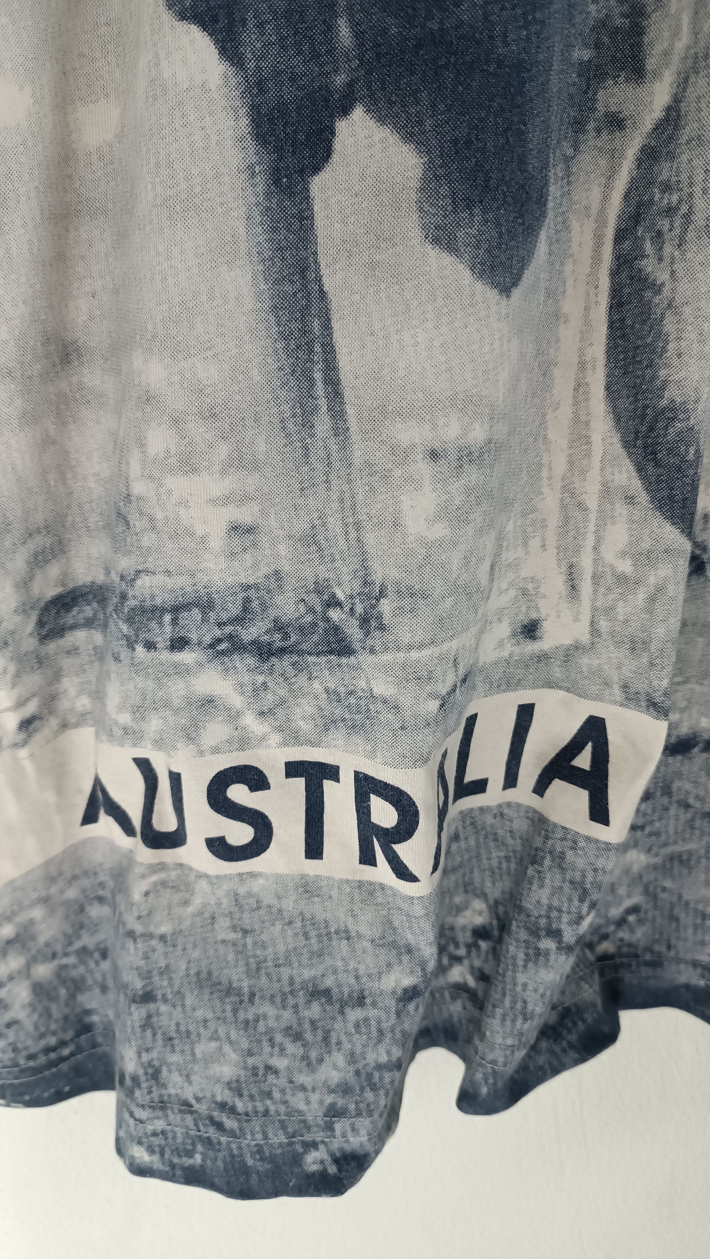 Vintage VINTAGE 90'S AUTRALIA KANGAROO AOP OVERPRINT VERY RARE TEE Size US XL / EU 56 / 4 - 19 Thumbnail