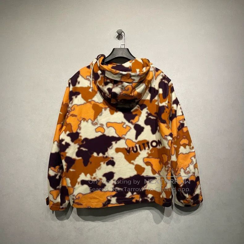 Louis Vuitton Louis Vuitton Map printed hooded assault jacket Size US L / EU 52-54 / 3 - 2 Thumbnail