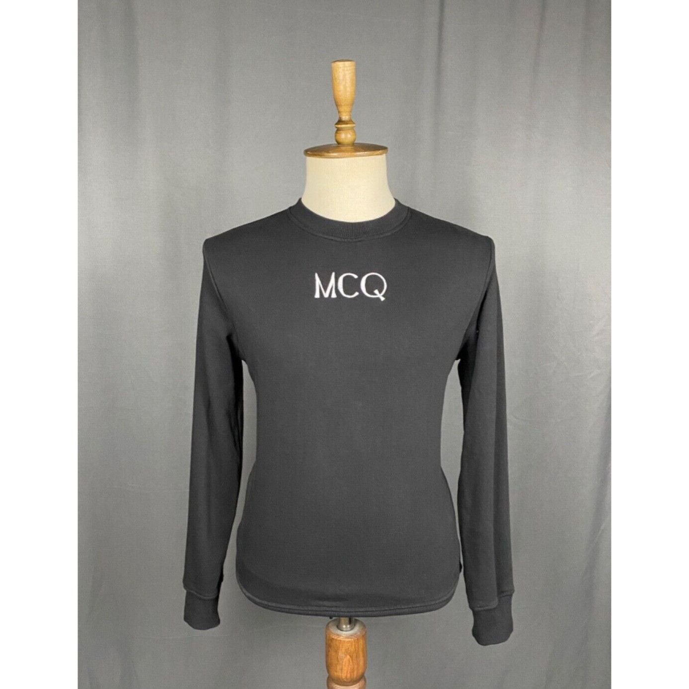 Alexander McQueen Alexander McQueen Big Logo Men's Black Crewneck Sweater Size Size US M / EU 48-50 / 2 - 1 Thumbnail