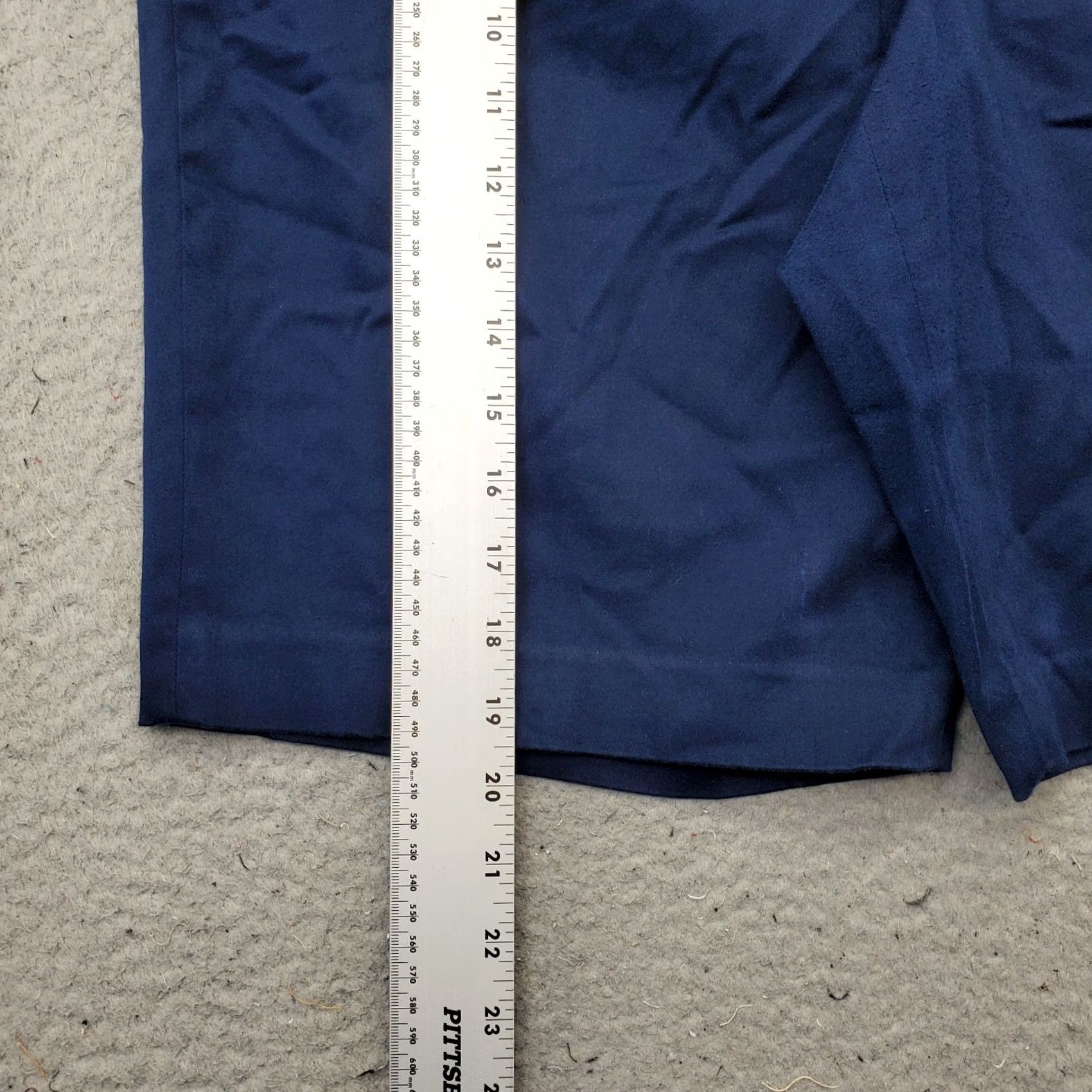 Ralph Lauren Lauren Ralph Lauren Chino Shorts Womens Size 14 Blue Flat Front 9" Inseam Regular Fit Size 36" / US 14 / IT 50 - 3 Thumbnail