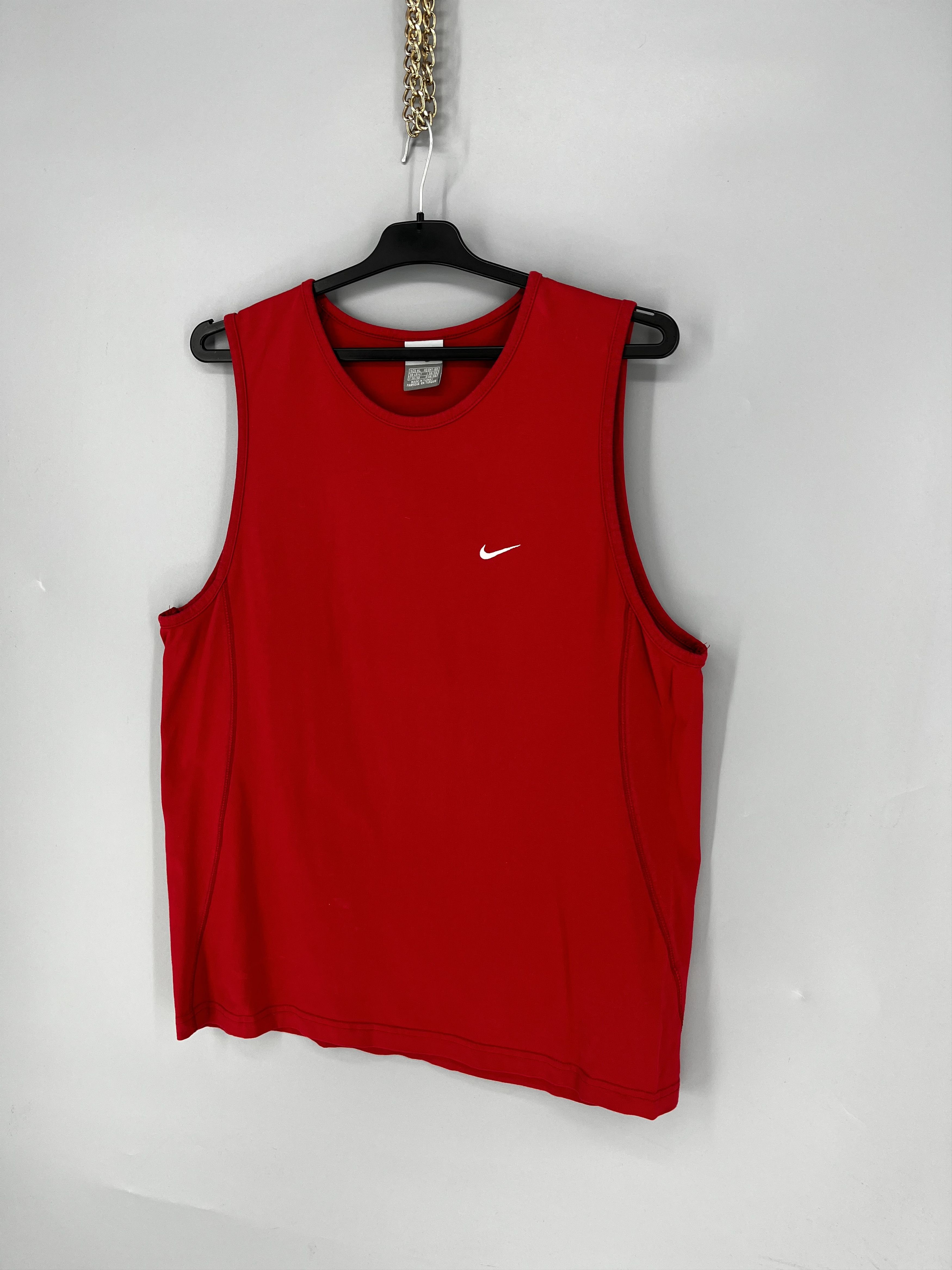 Nike Vintage Nike Tank Top Shirt Mens Red Sleeveless Logo Size US L / EU 52-54 / 3 - 3 Thumbnail