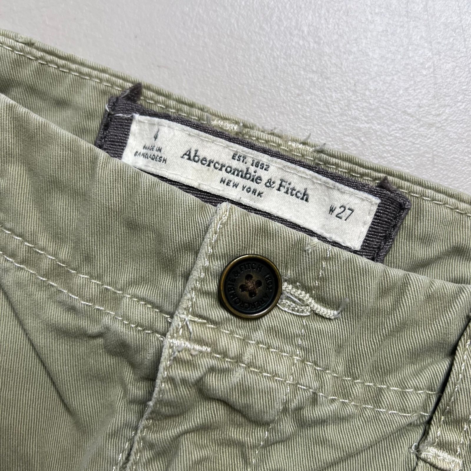 Abercrombie & Fitch Abercrombie & Fitch Olive Green Casual Utility Shorts 27 Size 27" / US 4 / IT 40 - 3 Thumbnail
