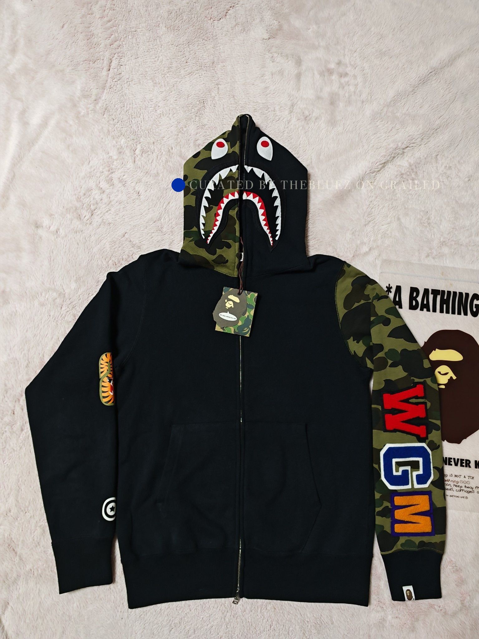 Bape Camo Shark Zip Hoodie in Black Size US M / EU 48-50 / 2 - 1 Thumbnail