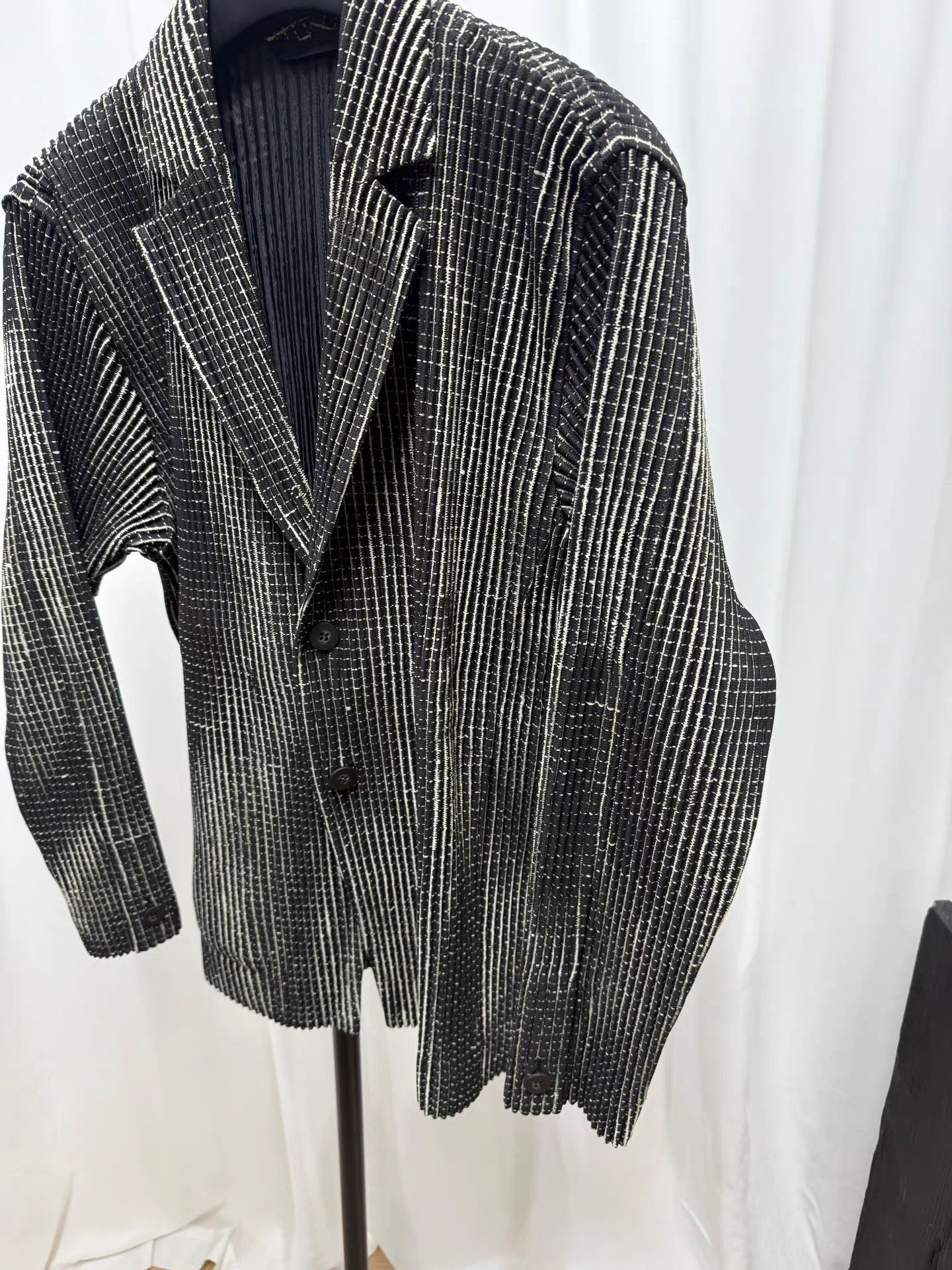 Issey Miyake Issey Miyake Homme Plissé Irregular Dye Pleated Jacket K20 Size US S / EU 44-46 / 1 - 2 Thumbnail