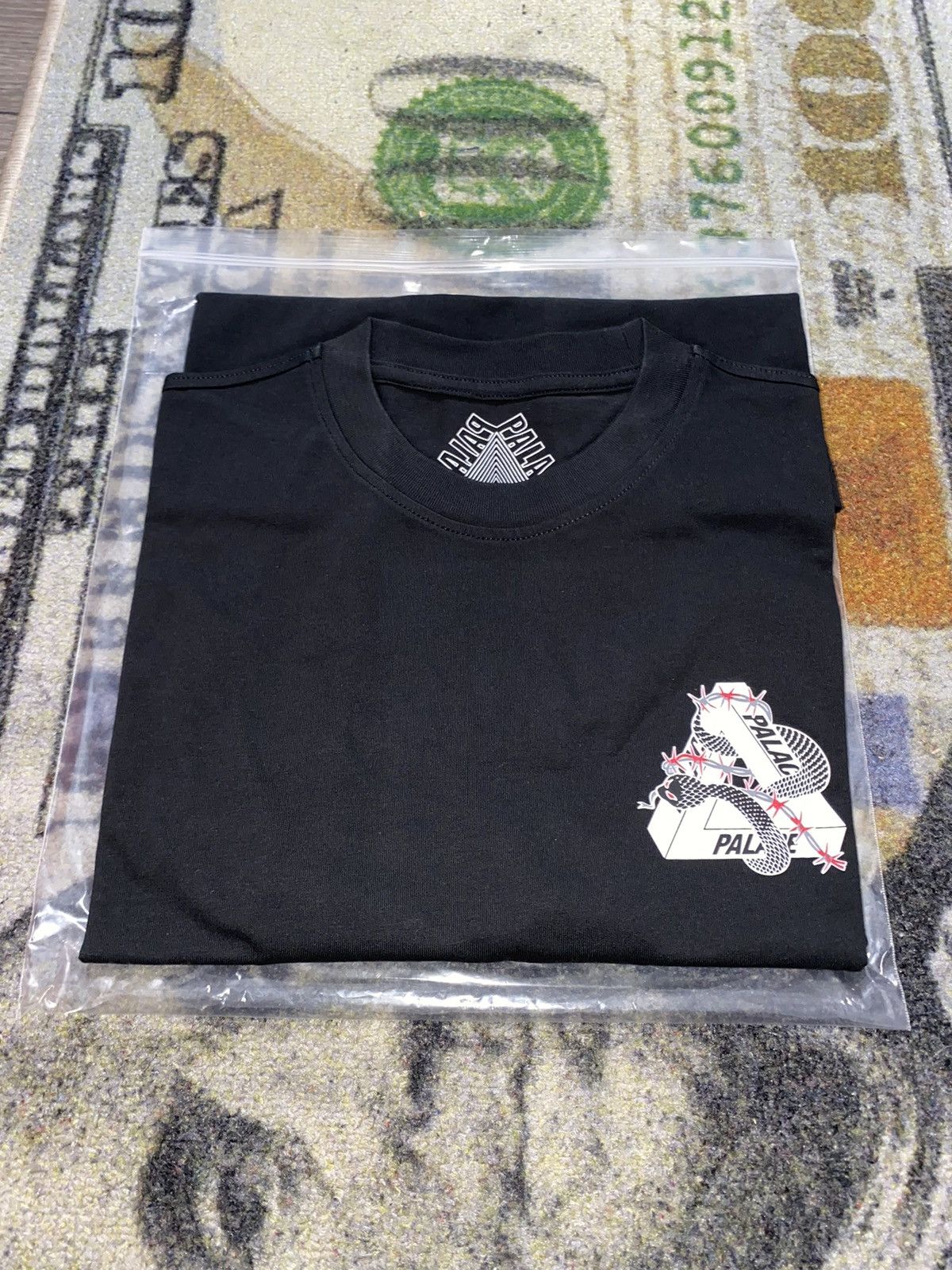 Palace Hesh Mit Fresh T-Shirt Black