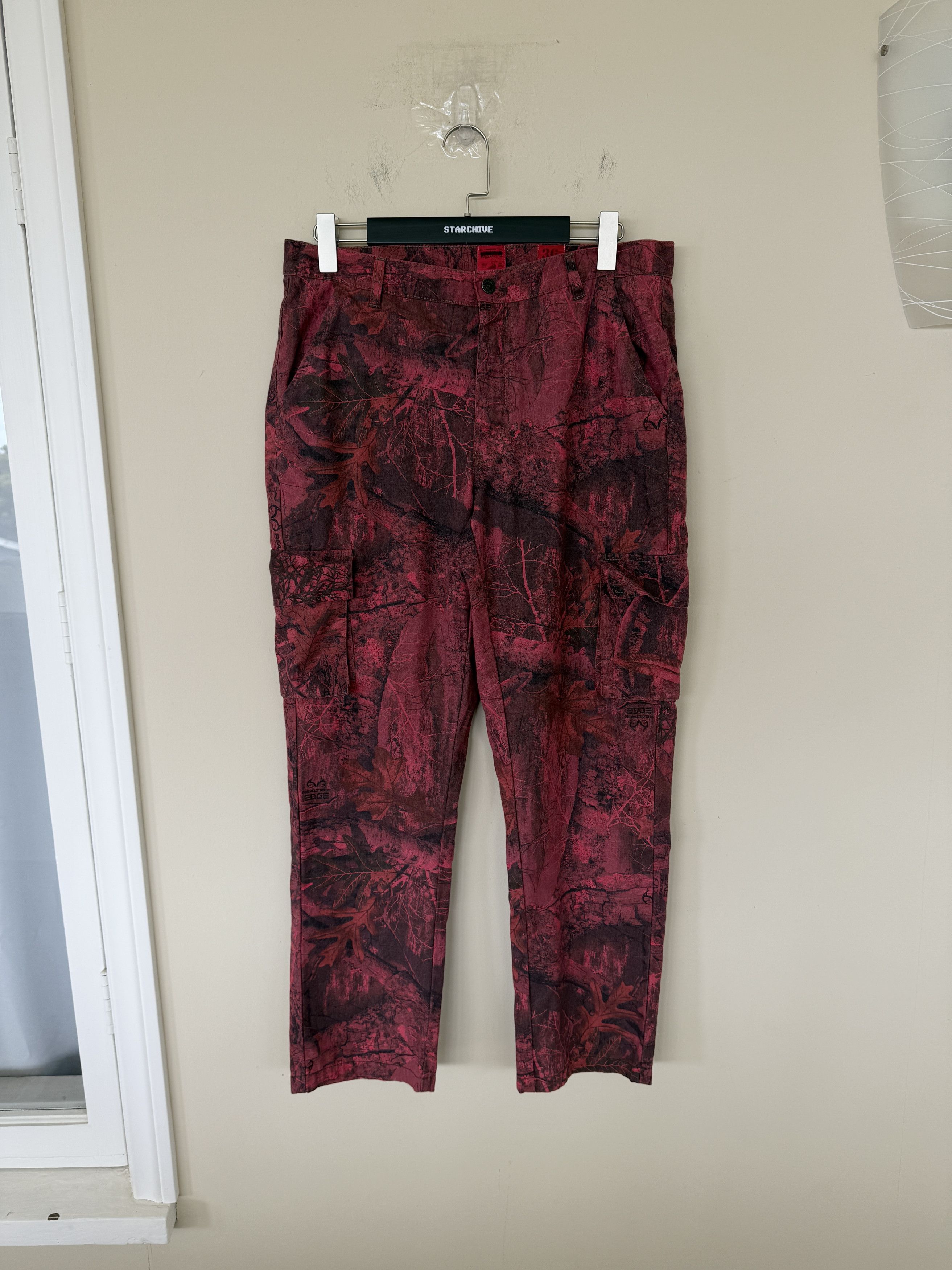 Vintage Vintage Real Tree Red Camo Cargos Size US 34 / EU 50 - 1 Thumbnail