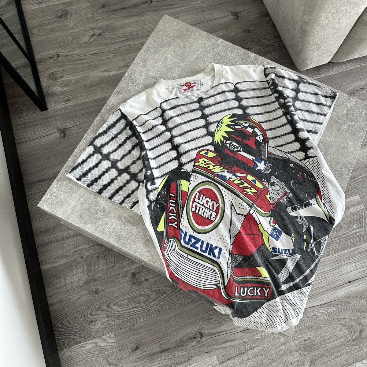 Japanese Brand Vintage 90s rare Lucky Strike Suzuki Racing tee AOP moto Size US XL / EU 56 / 4 - 5 Thumbnail