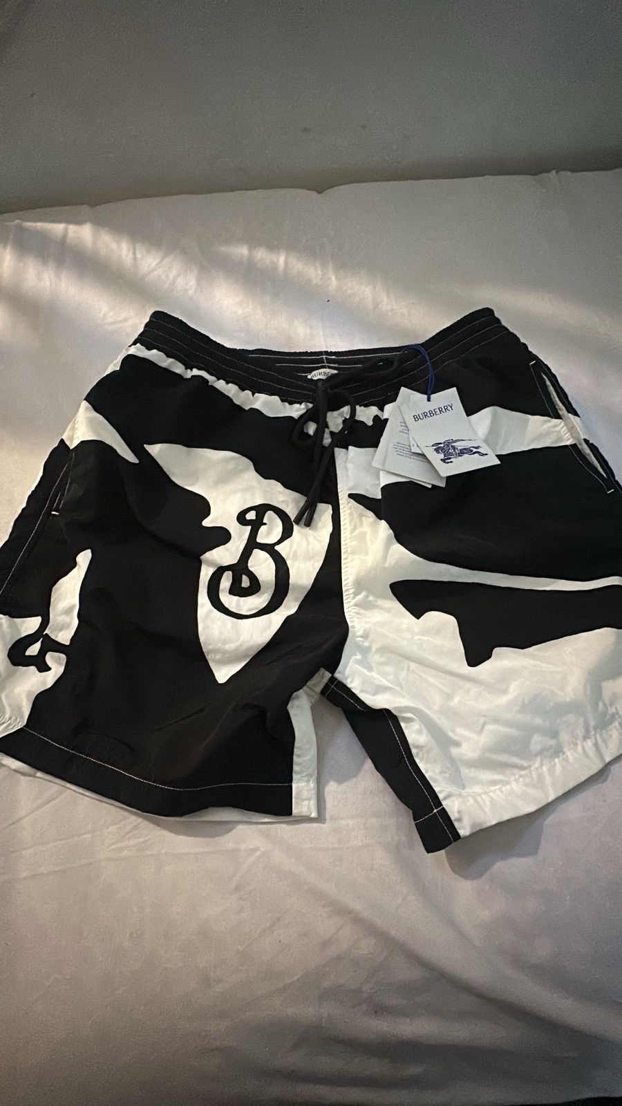 Burberry Burberry shorts Size US 32 / EU 48 - 1 Thumbnail
