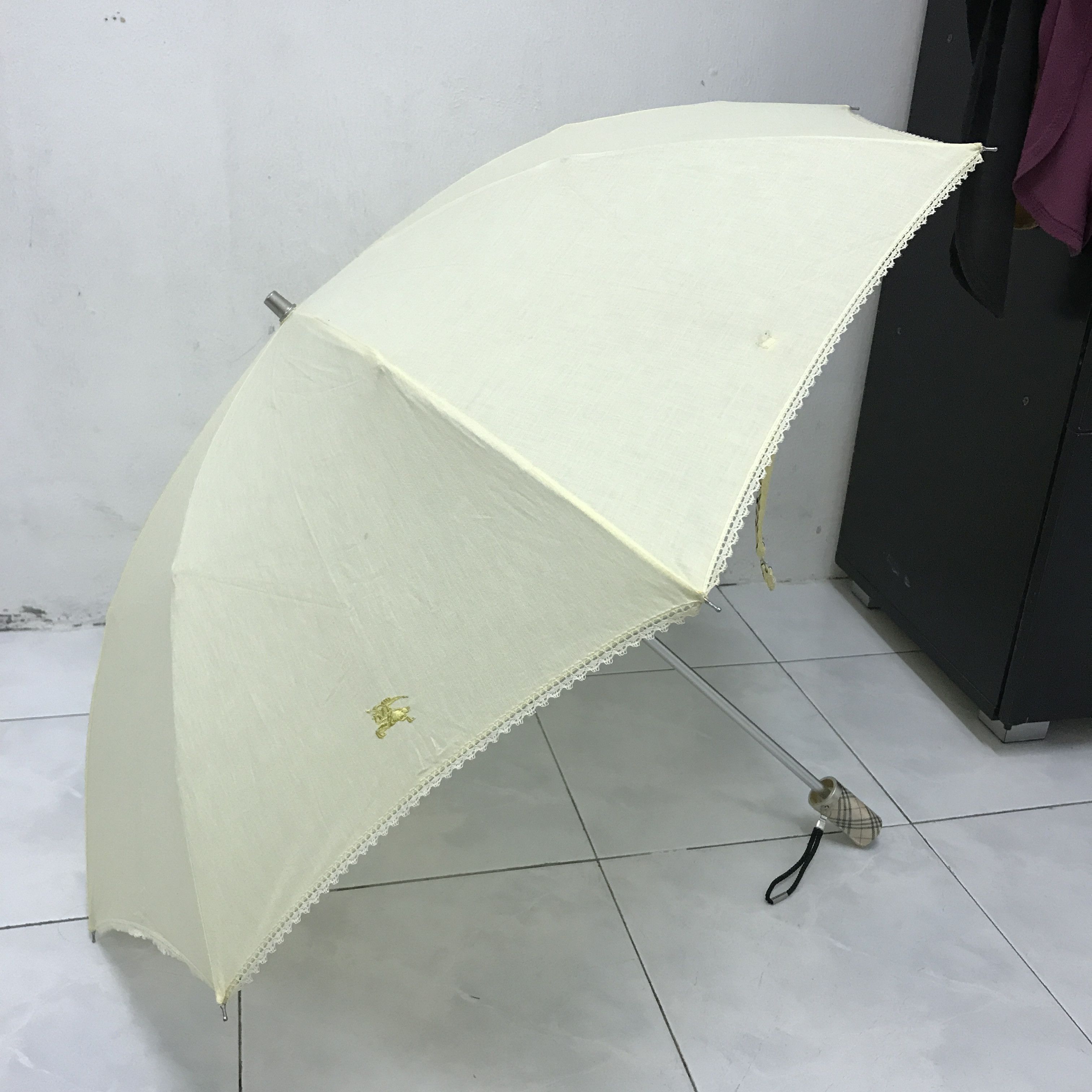 Burberry Burberry Folding Umbrella Size ONE SIZE - 1 Thumbnail