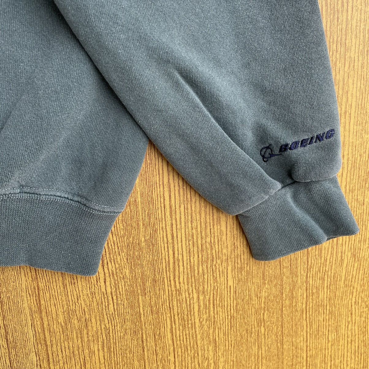 Vintage Vintage Boeing Jets Embroidered Spellout Sweatshirt Size US L / EU 52-54 / 3 - 4 Thumbnail