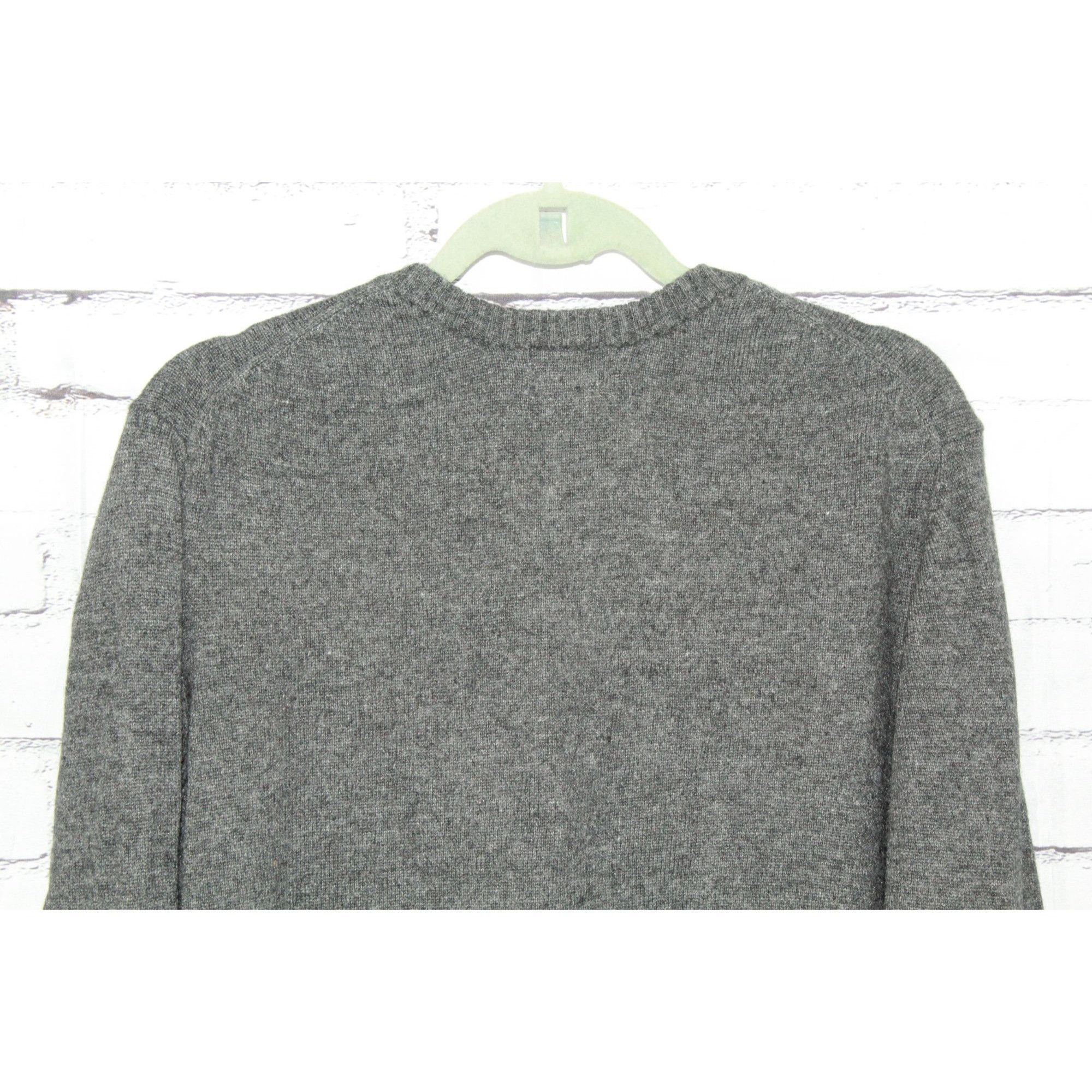 L.L. Bean LL Bean Heather Gray Lambswool Blend V Neck Sweater Size US L / EU 52-54 / 3 - 4 Thumbnail
