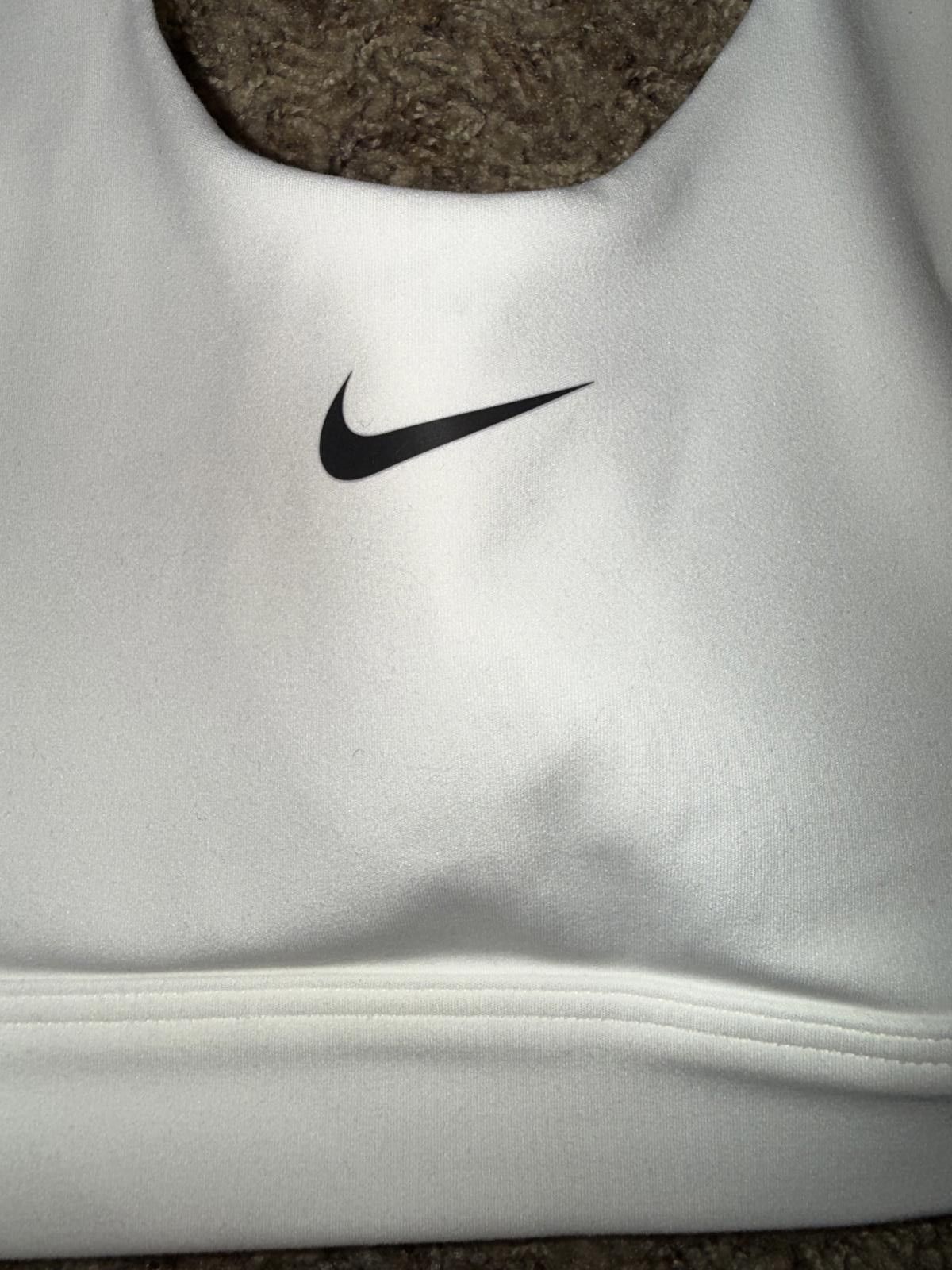 Nike Nike Dri-Fit Long Sleeve Padded Training Crop Black Top Size XS / US 0-2 / IT 36-38 - 4 Thumbnail