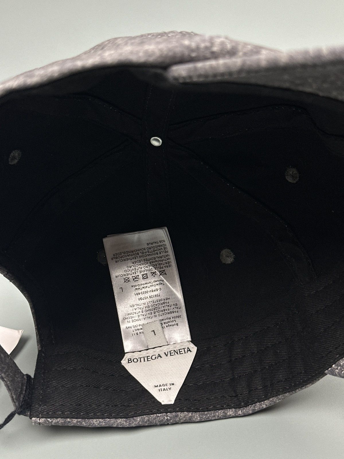 Bottega Veneta $950 leather printed hat Size ONE SIZE - 6 Thumbnail