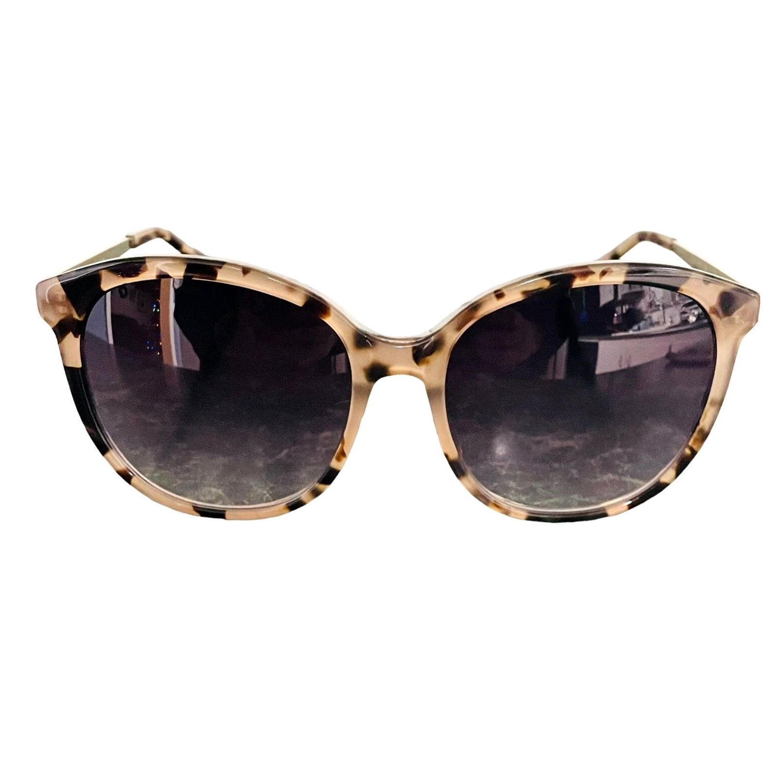 Vintage Draper James CHARLOTTE Tan Tortoise Tiger Designer Black Sunglasses SU001123 Womens Aviator Round UV 100% Gradient Lens Size ONE SIZE - 2 Thumbnail