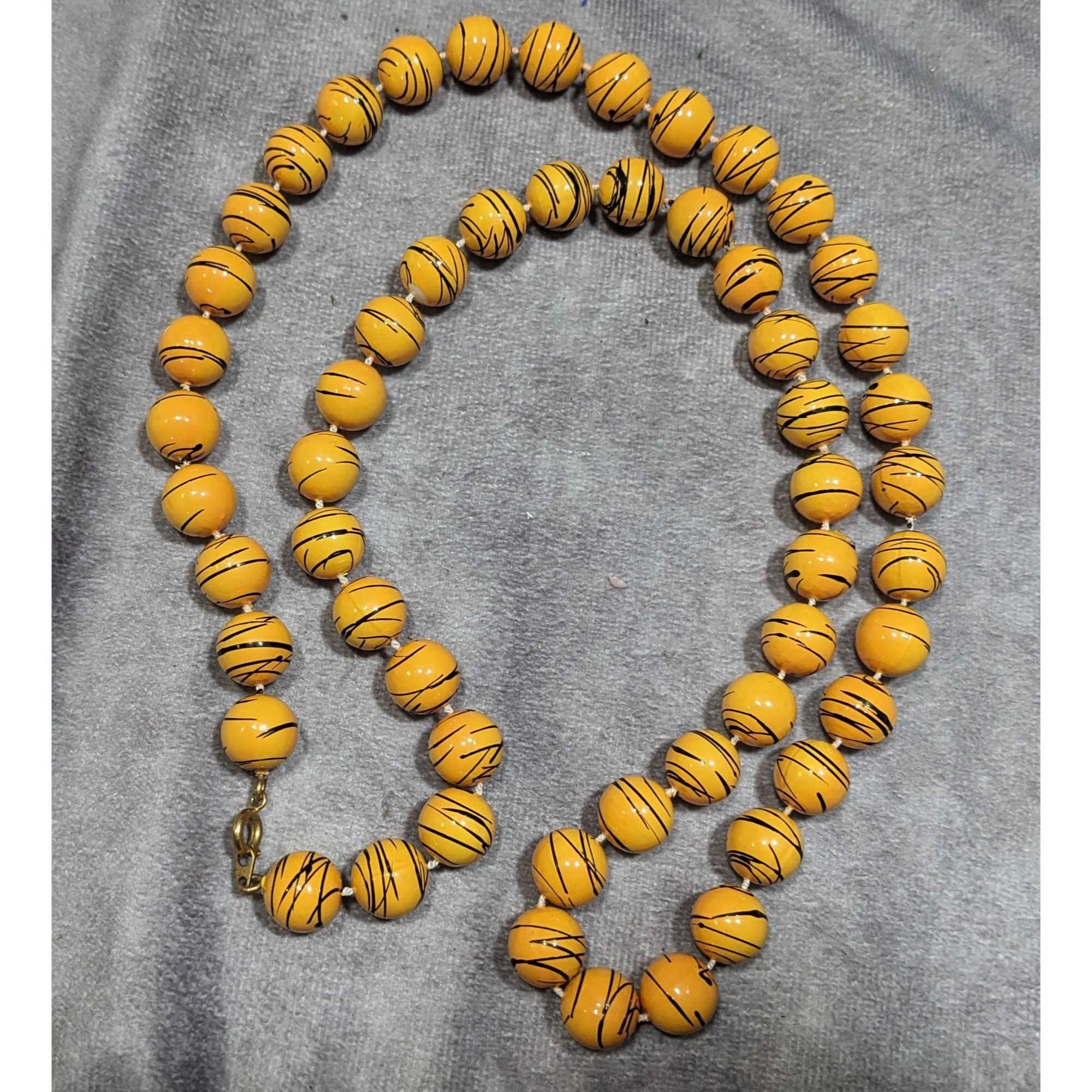 Other Vintage 80s Yellow And Black Paint Splatter Necklace Size ONE SIZE - 4 Thumbnail