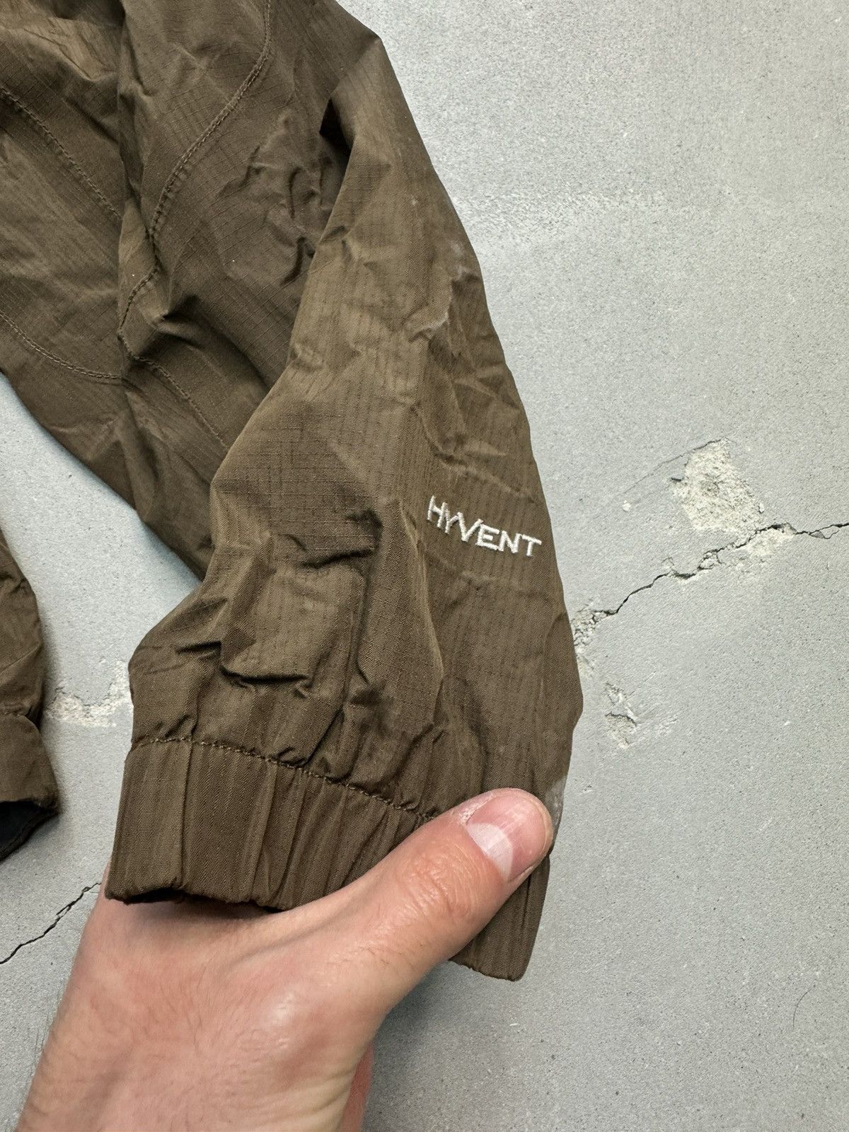 The North Face Vintage The North Face Hyvent Shell Brown Jacket Ultra Rare Size US S / EU 44-46 / 1 - 4 Thumbnail