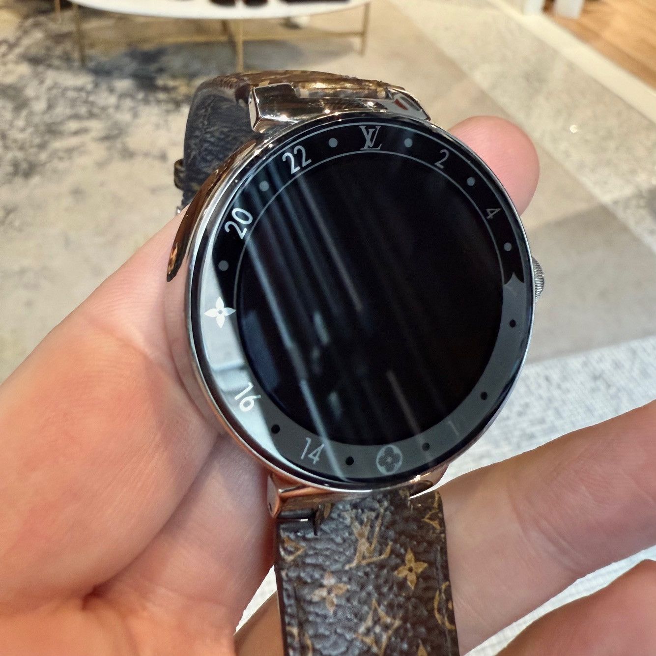 Louis Vuitton Louis Vuitton QA050 Tambour Horizon Monogram Watch Size ONE SIZE - 5 Thumbnail
