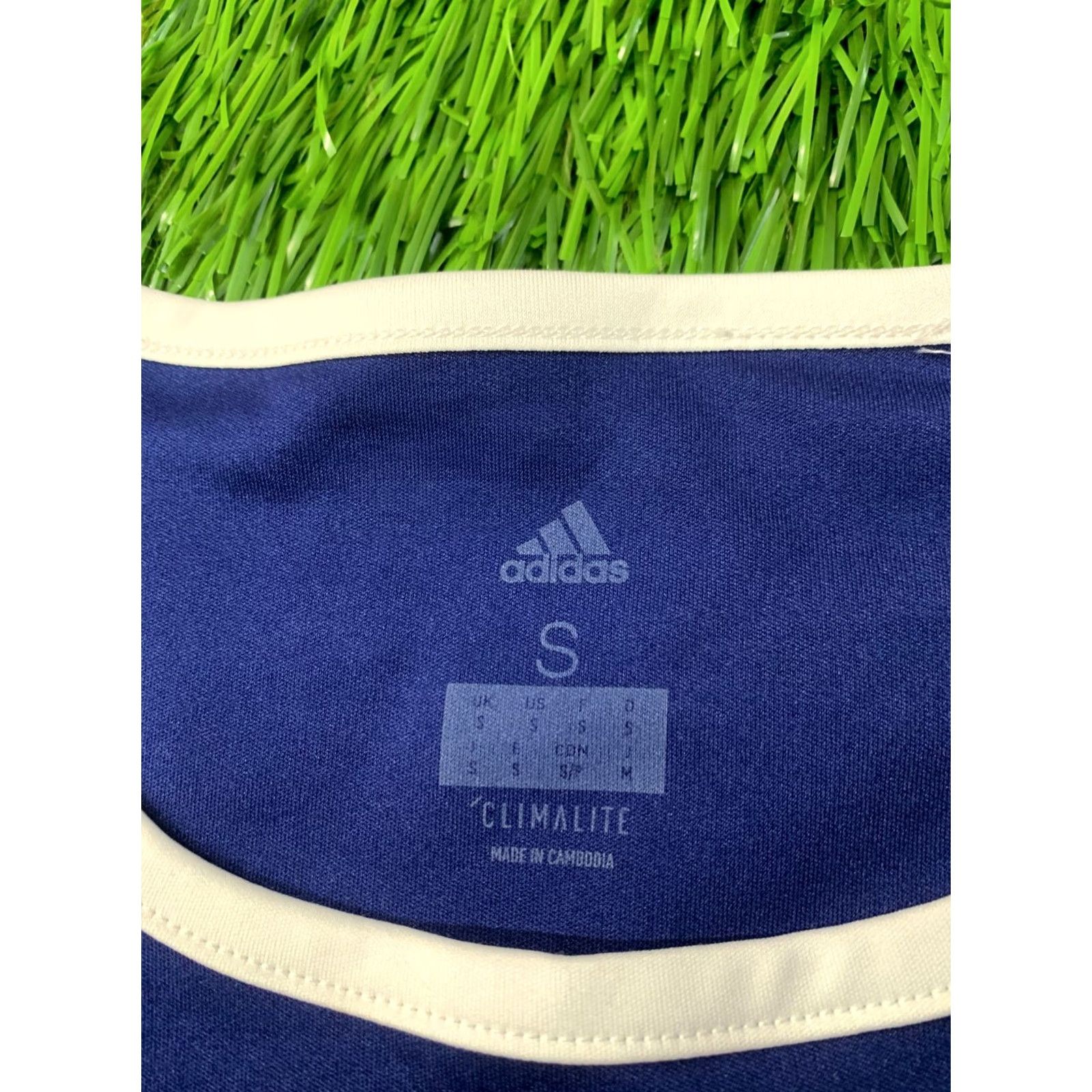 Adidas ADIDAS PERFORMANCE FOOTBALL SHIRT S Navy Blue and White 100% Polyester (Recycled) Vintage No Men Short Sleeve 2018 Size US S / EU 44-46 / 1 - 5 Thumbnail
