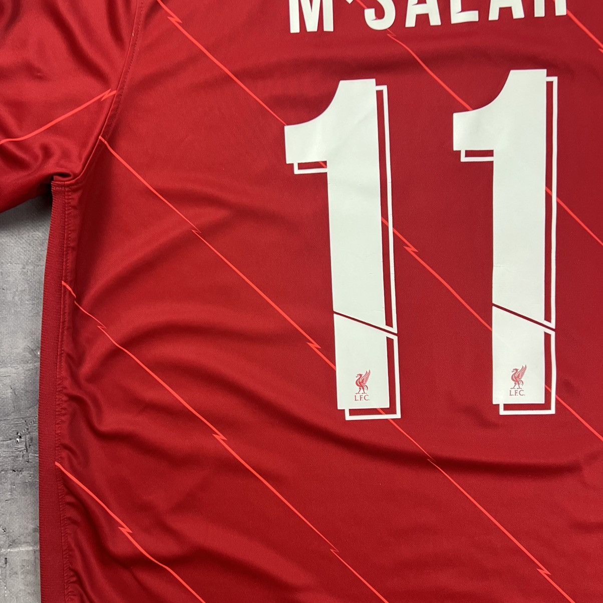 Nike Rare! Salah 11 Nike Liverpool Soccer Jersey Shirt Size US XL / EU 56 / 4 - 22 Thumbnail