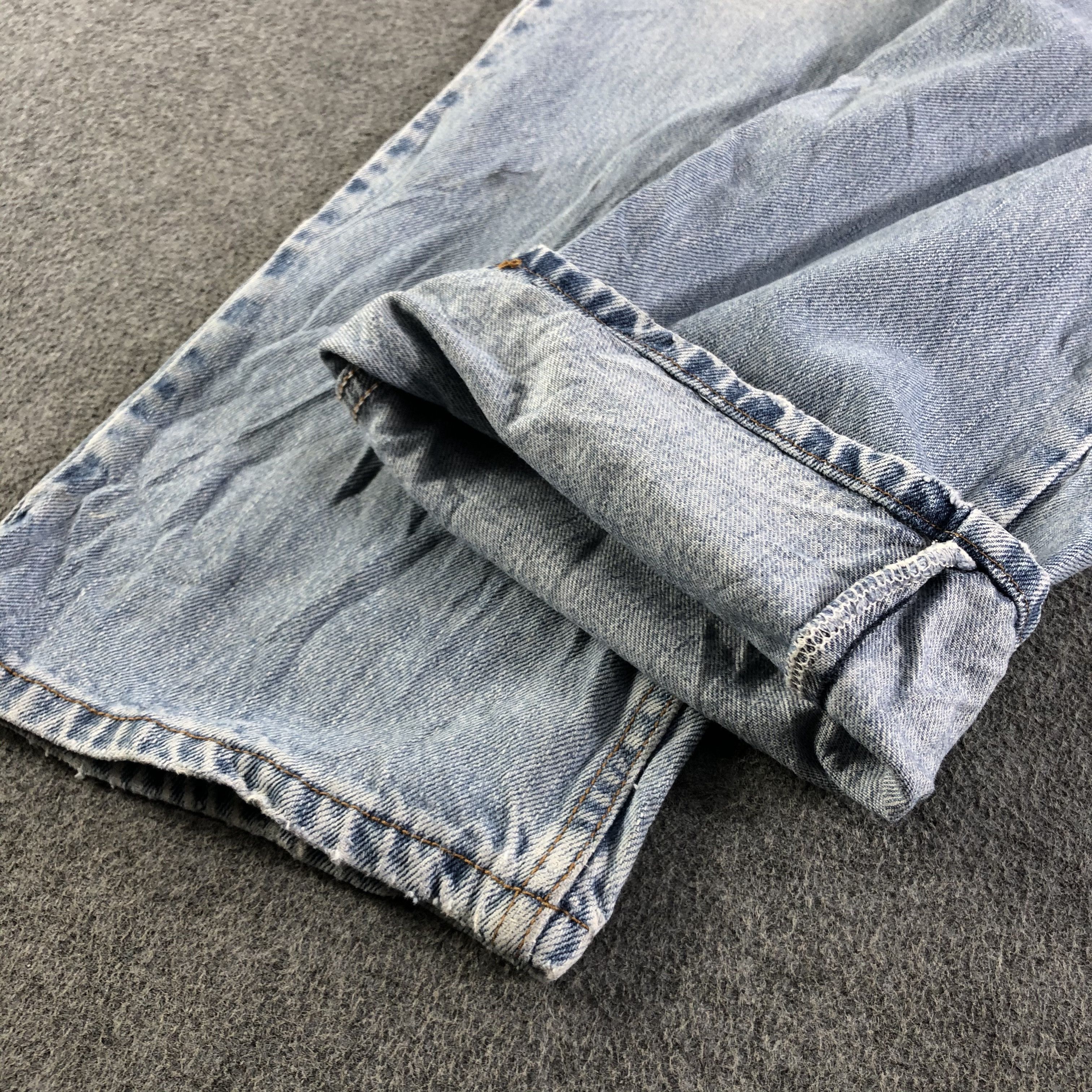 Levi's Vintage Blue Wash Levis 505 Jeans-J3075 Size US 35 - 6 Thumbnail