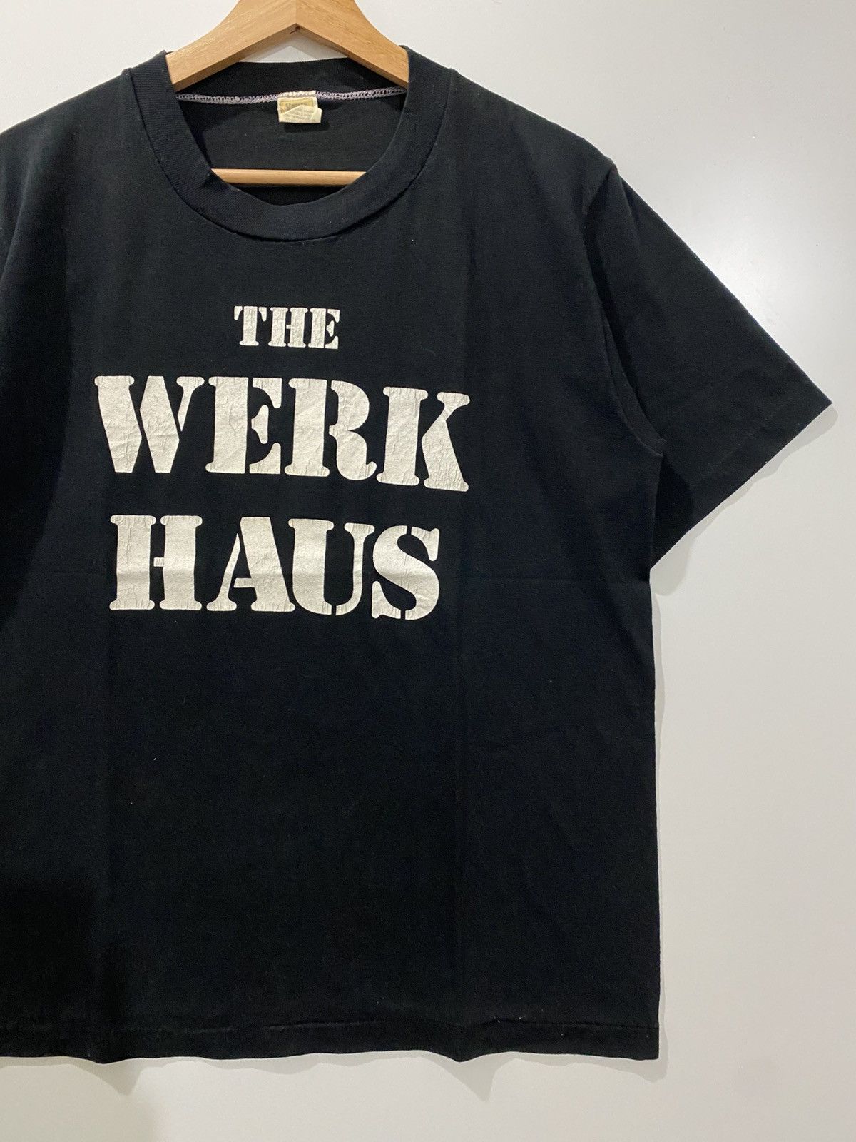 Vintage Vintage The Werk Haus Graphic T-Shirt Black | Velva Sheen Size US L / EU 52-54 / 3 - 2 Thumbnail
