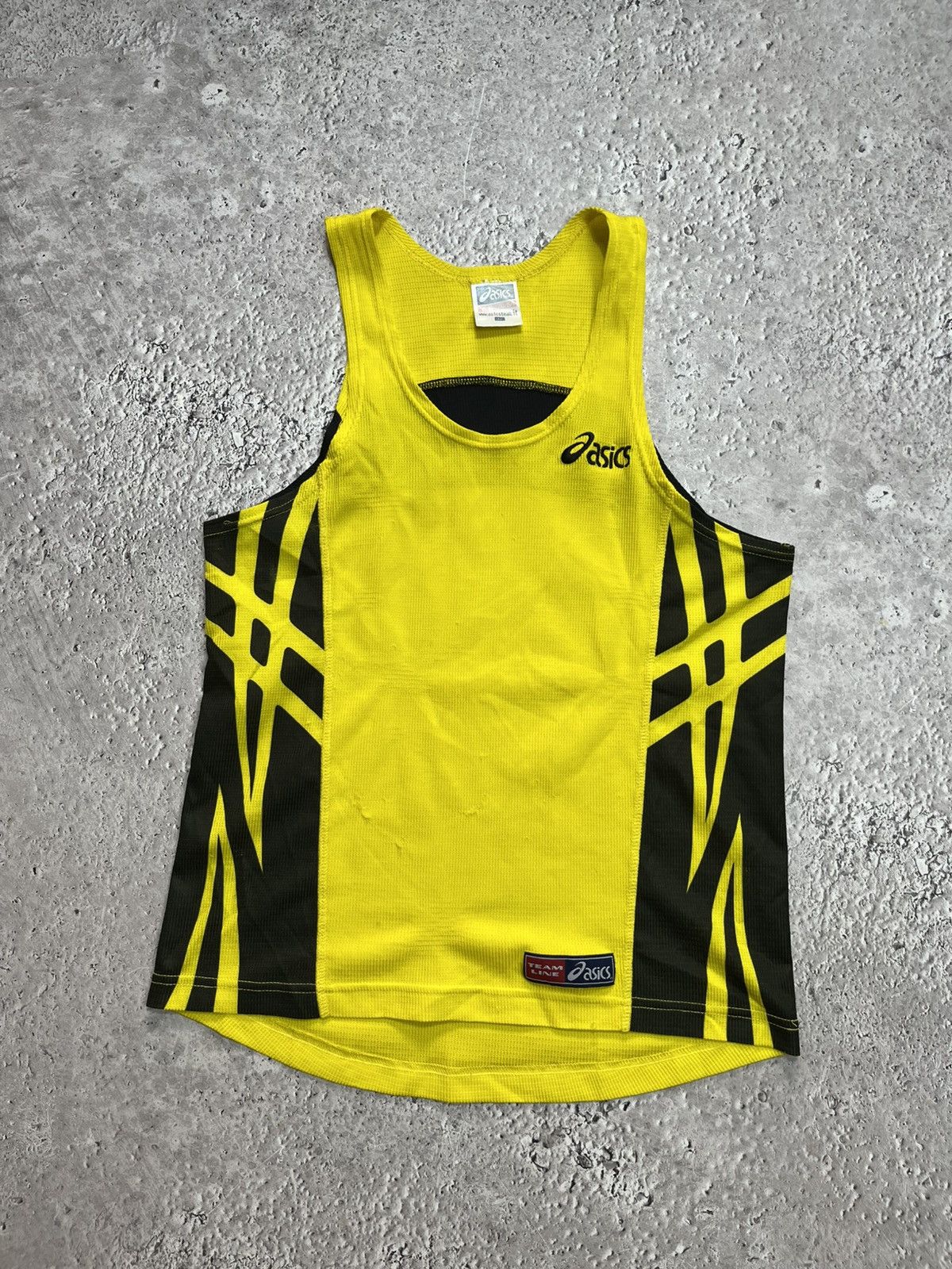 Asics Vintage Asics Team Line Running Tank Top Size M Hong Kong Size M / US 6-8 / IT 42-44 - 1 Thumbnail