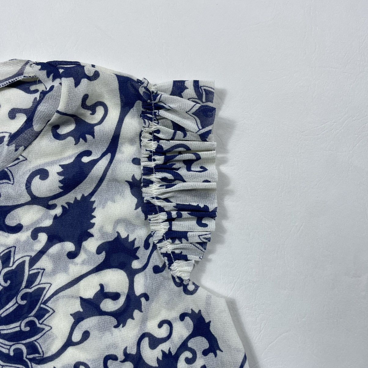 Vivienne Tam VIVIENNE TAM ORIENTAL LOTUS PRINTED MESH TOP Size XS / US 0-2 / IT 36-38 - 4 Thumbnail