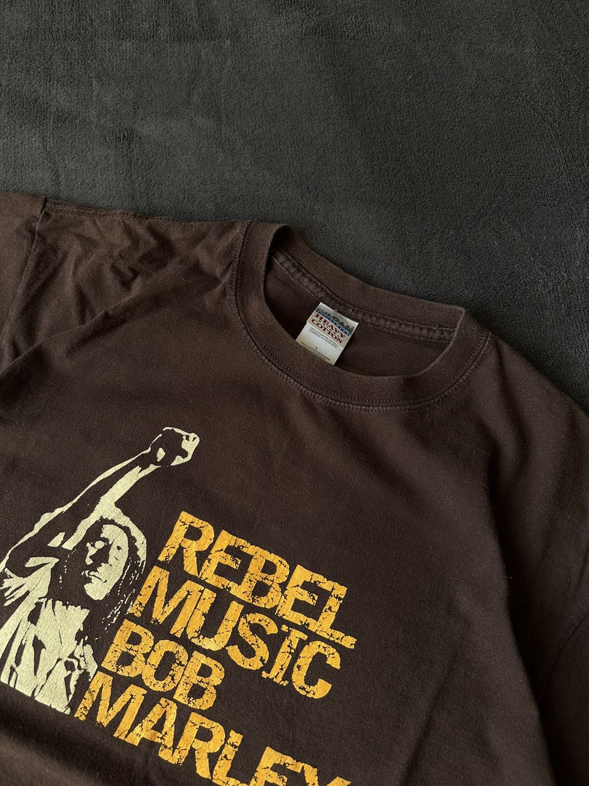 Band Tees × Other × Vintage 2005 Bob Marley Rebel Music Size L Brown Tee Size US L / EU 52-54 / 3 - 4 Thumbnail